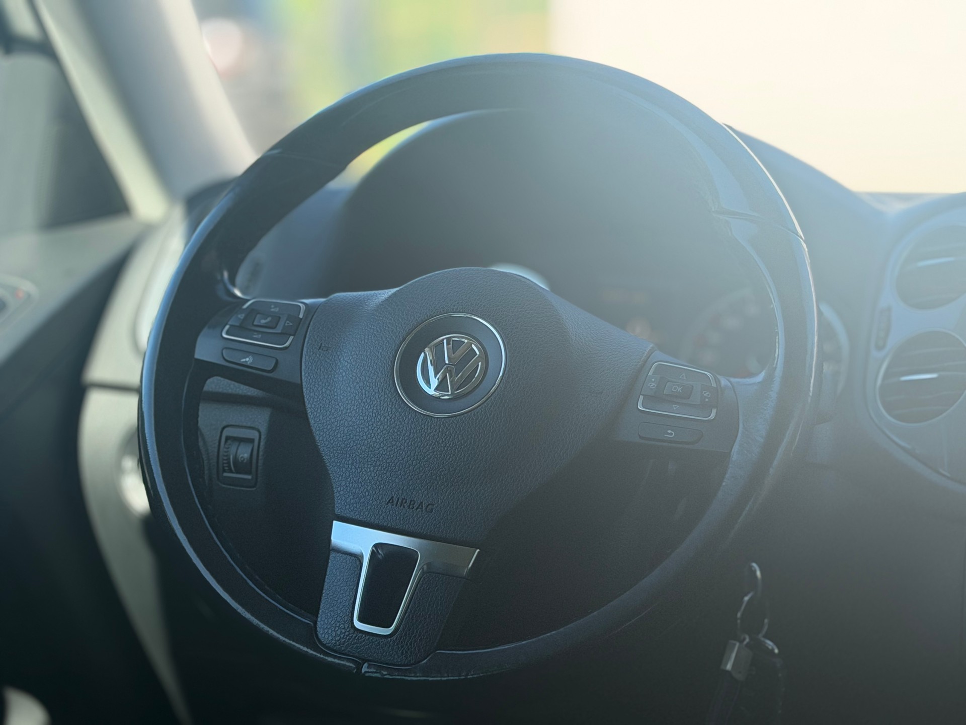 VW Tiguan 1.4 TSI Cup R-Line 4Motion-image-10