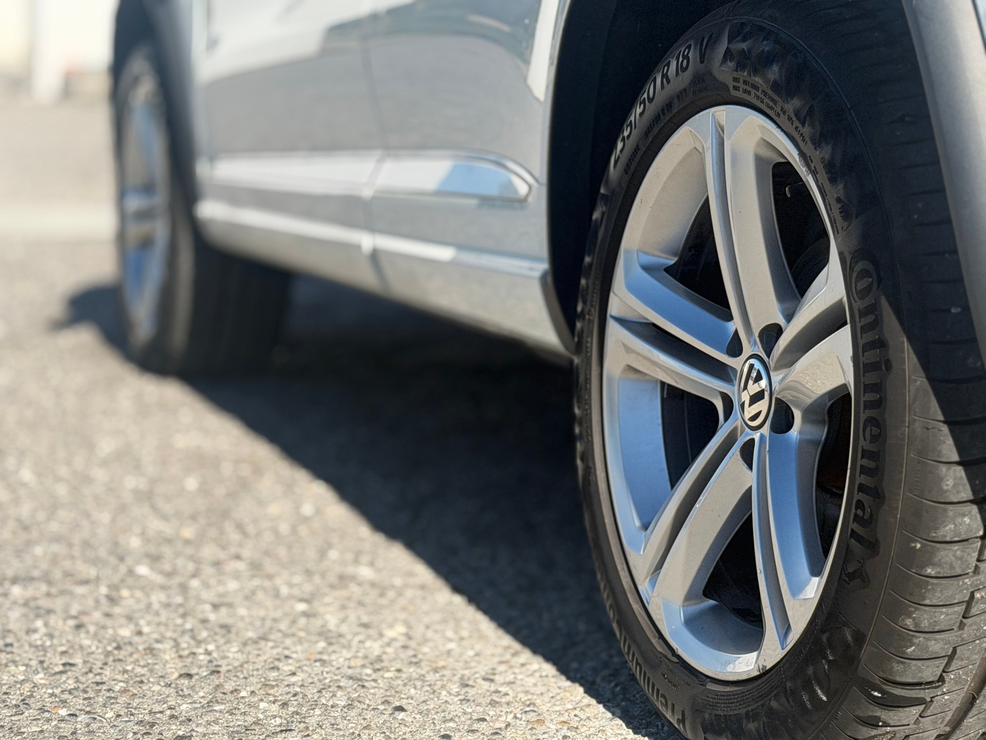 VW Tiguan 1.4 TSI Cup R-Line 4Motion-image-3