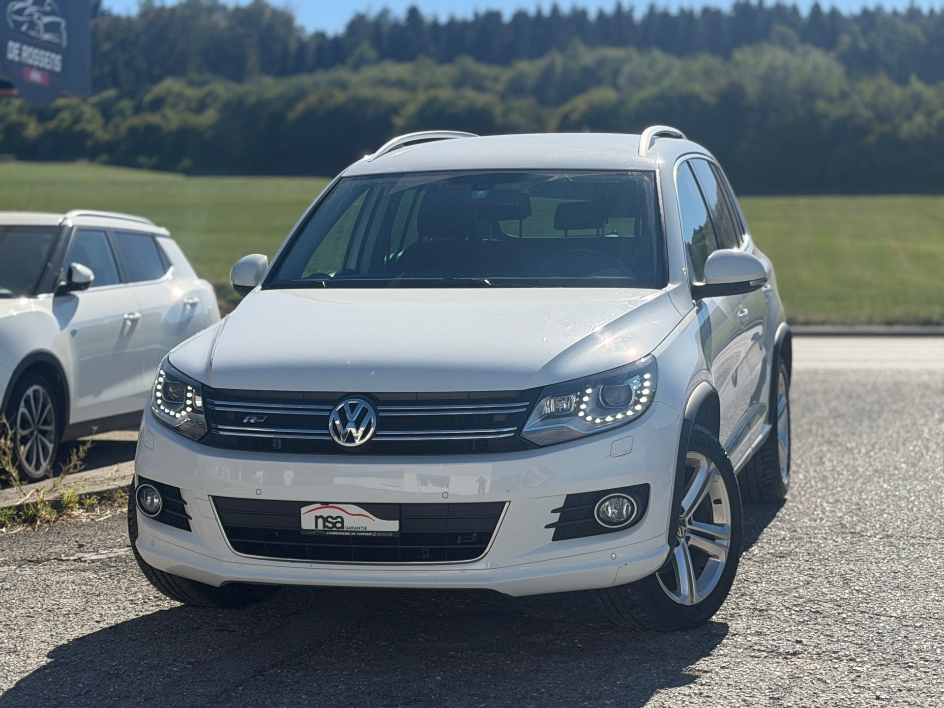 VW Tiguan 1.4 TSI Cup R-Line 4Motion-image-0