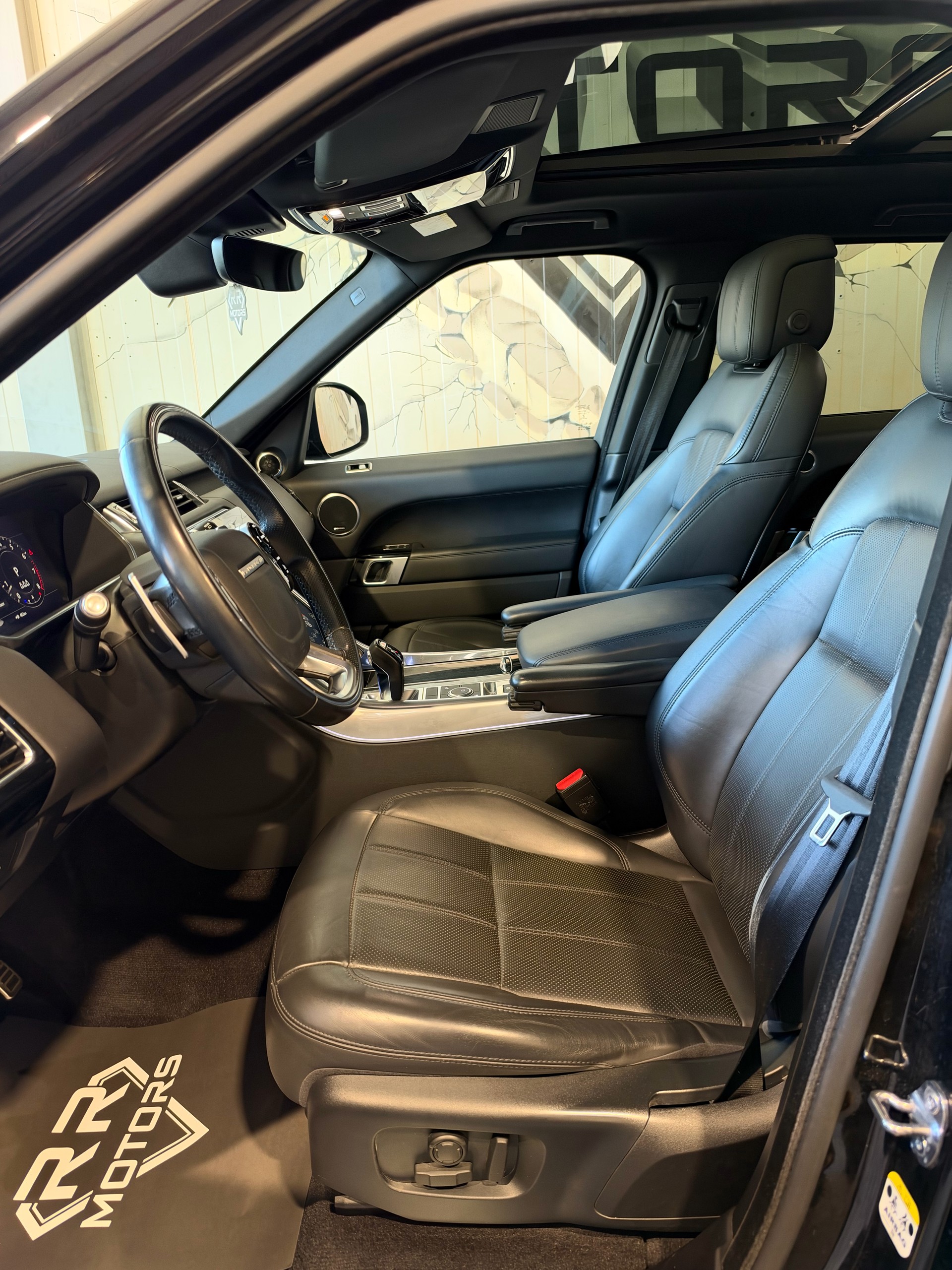 LAND ROVER Range Rover Sport P400 3.0 I6 MHEV HSE Dynamic Automatic-image-13