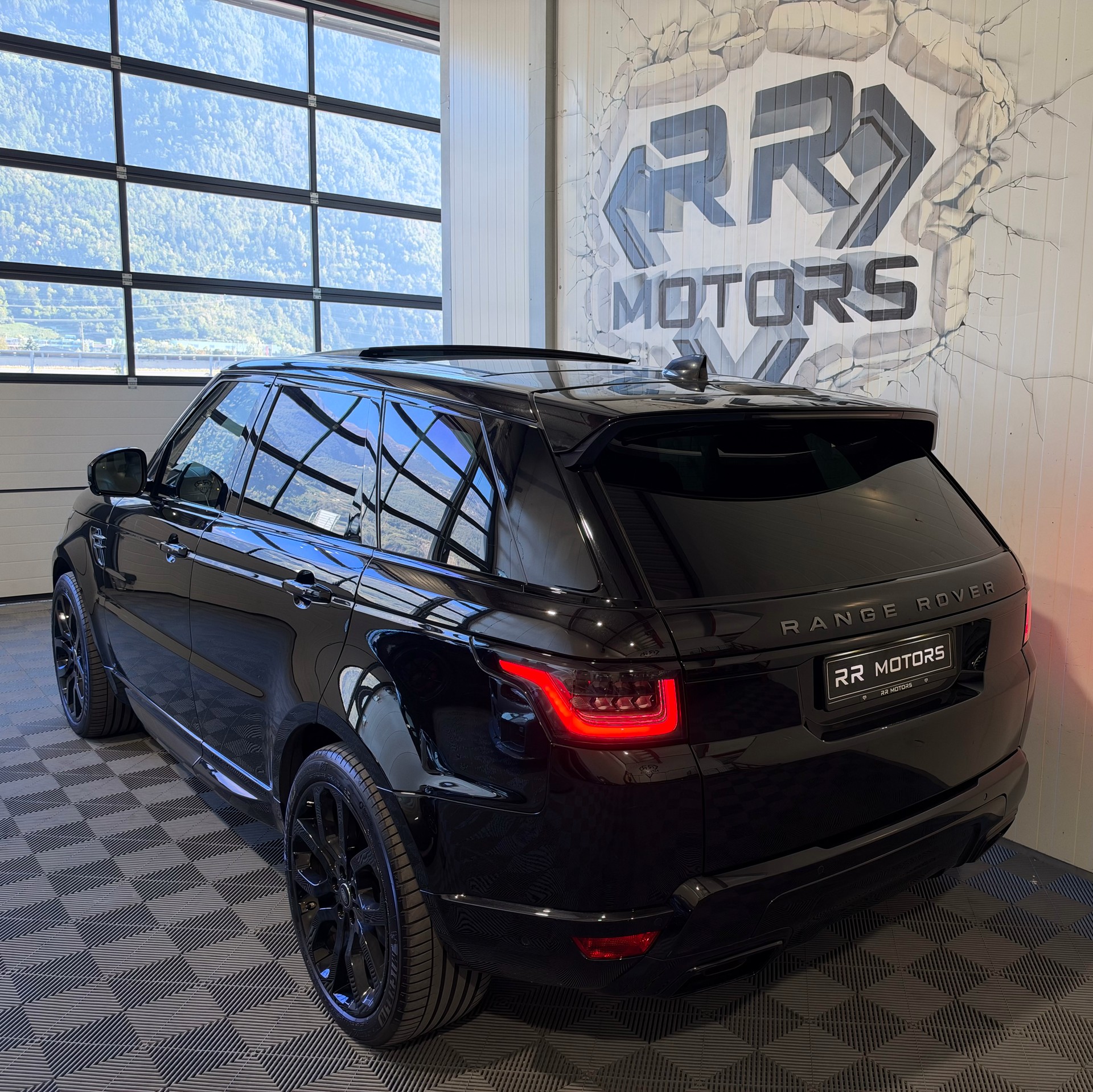 LAND ROVER Range Rover Sport P400 3.0 I6 MHEV HSE Dynamic Automatic-image-2