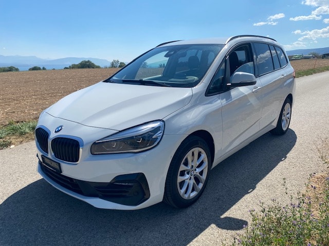 BMW 218d xDrive Gran Tourer Steptronic-image-3