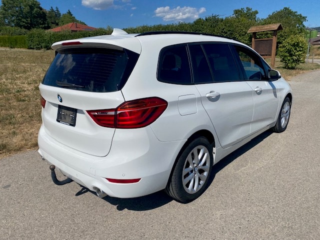 BMW 218d xDrive Gran Tourer Steptronic-image-1