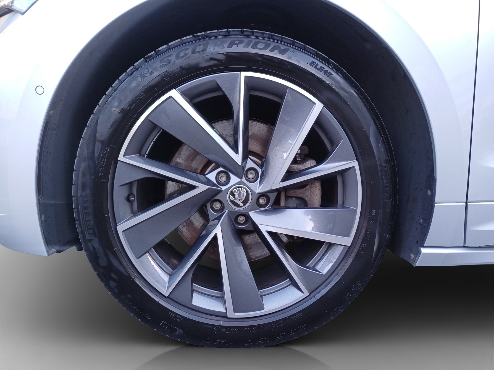 SKODA Enyaq iV 80x SportLine-image-14