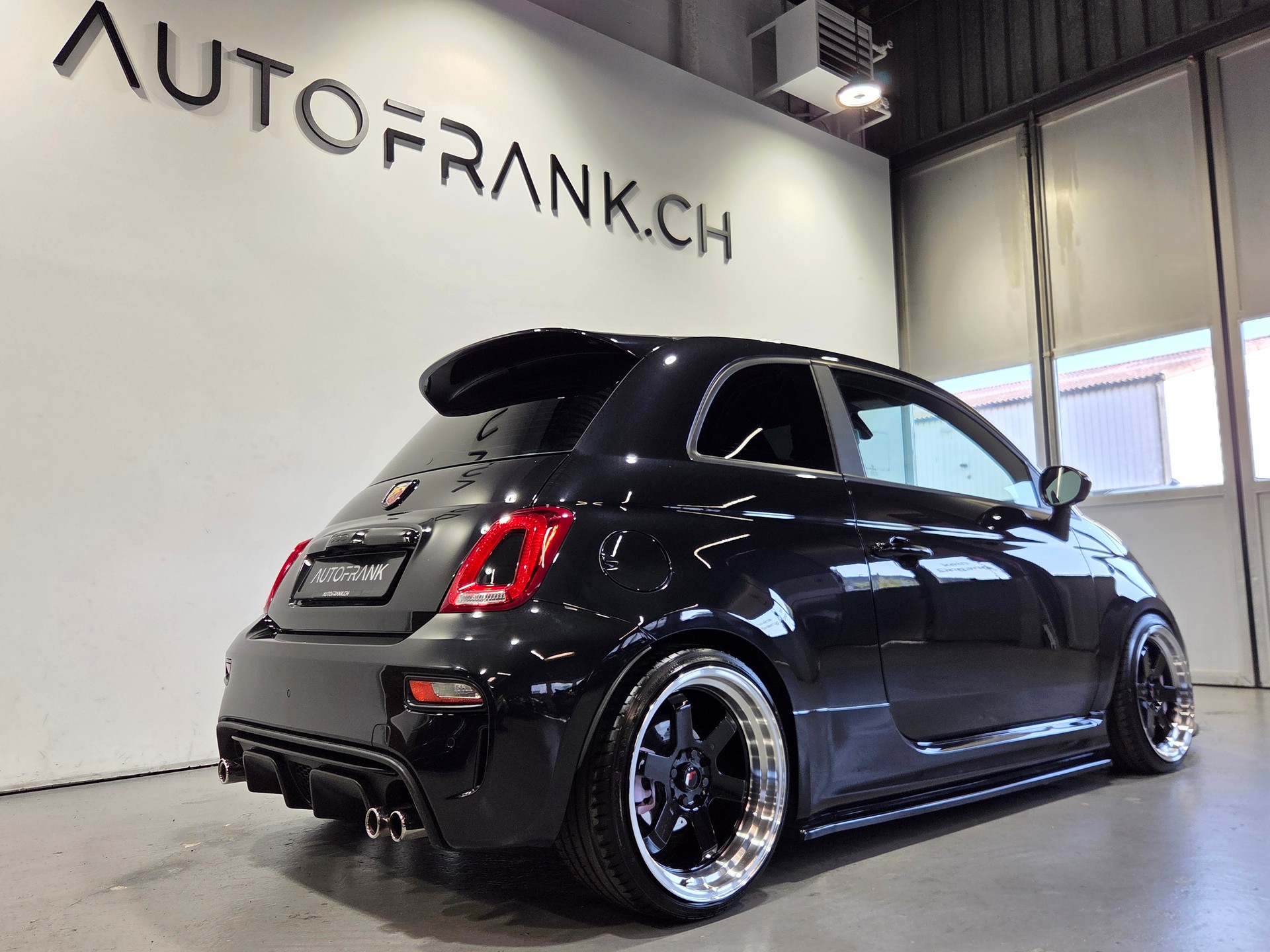 FIAT 595 Abarth 1.4 T-Jet 180 Competizione-showroom-element-3
