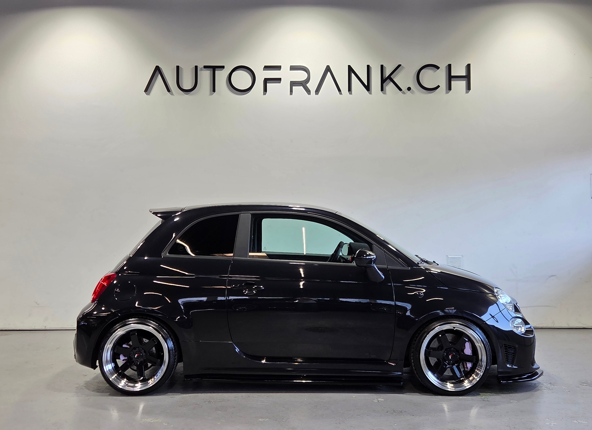 FIAT 595 Abarth 1.4 T-Jet 180 Competizione-image-5