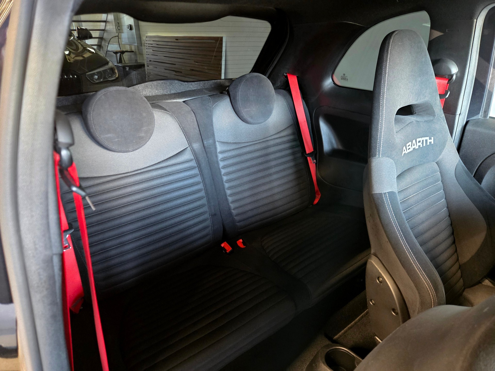 FIAT 595 Abarth 1.4 T-Jet 180 Competizione-image-18
