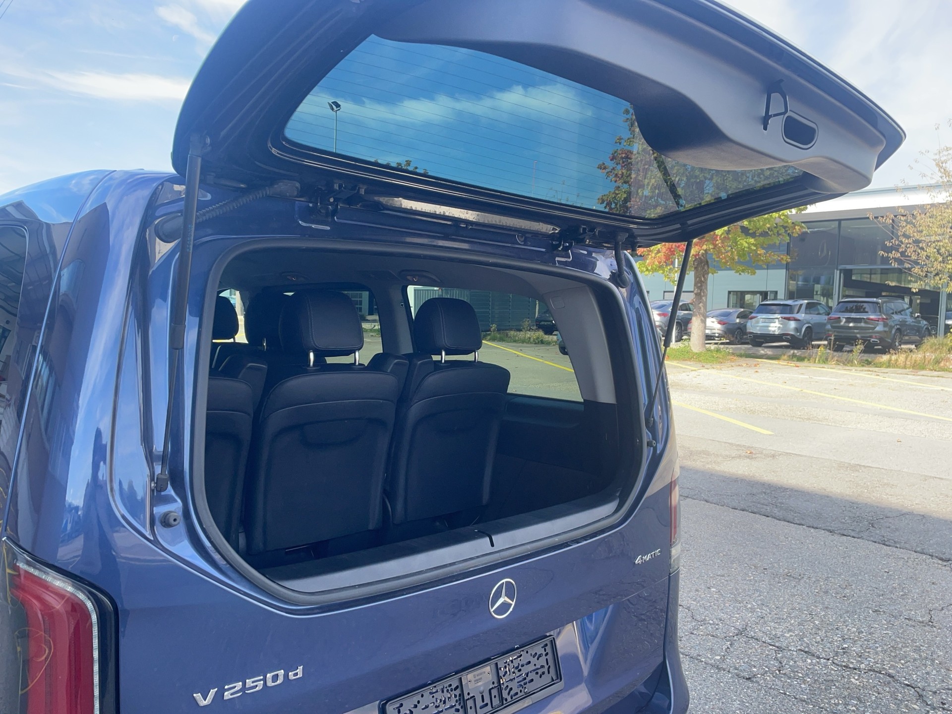 MERCEDES-BENZ V 250 d Avantgarde L 4Matic - Facelift-image-10