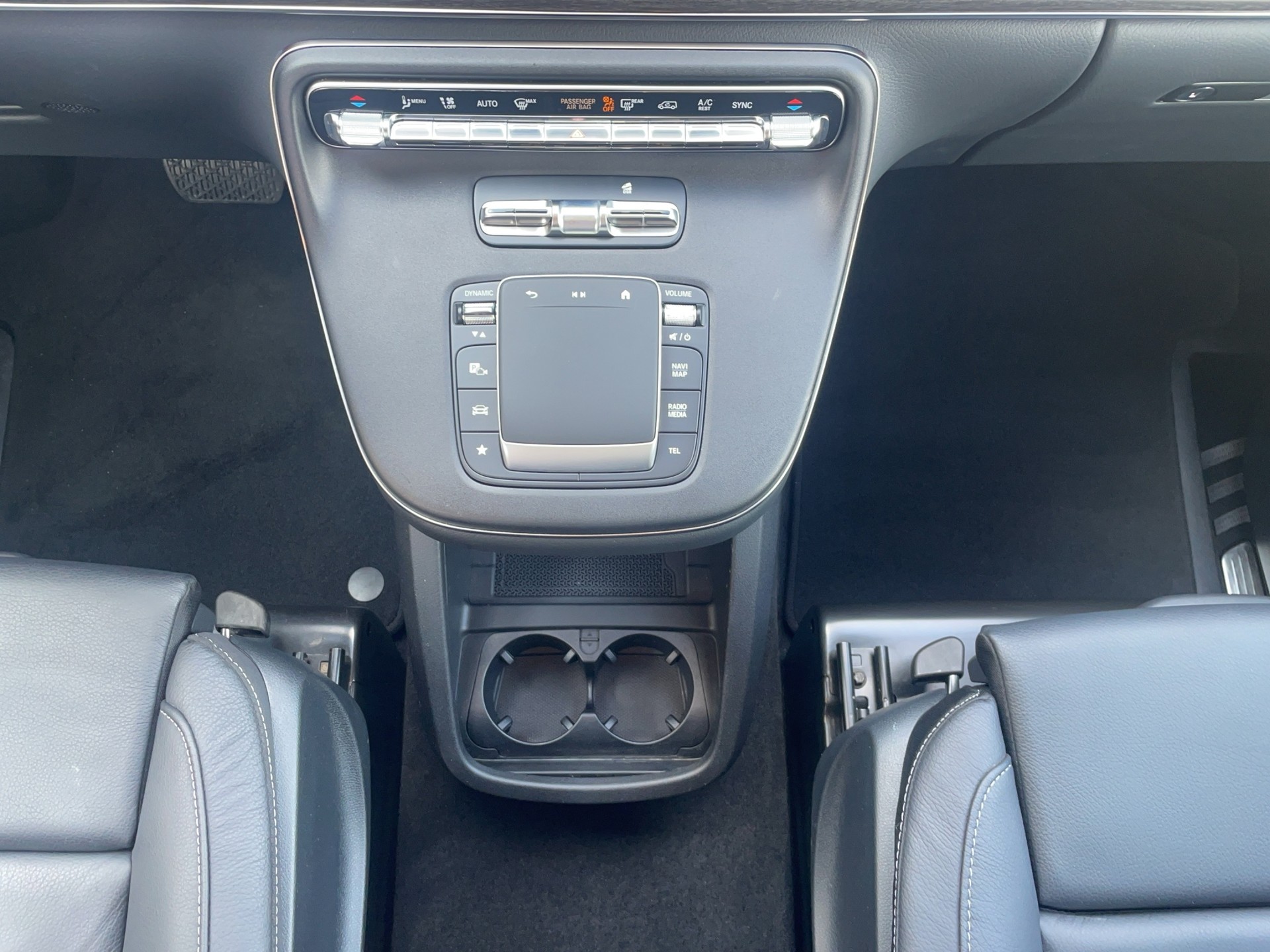 MERCEDES-BENZ V 250 d Avantgarde L 4Matic - Facelift-image-15