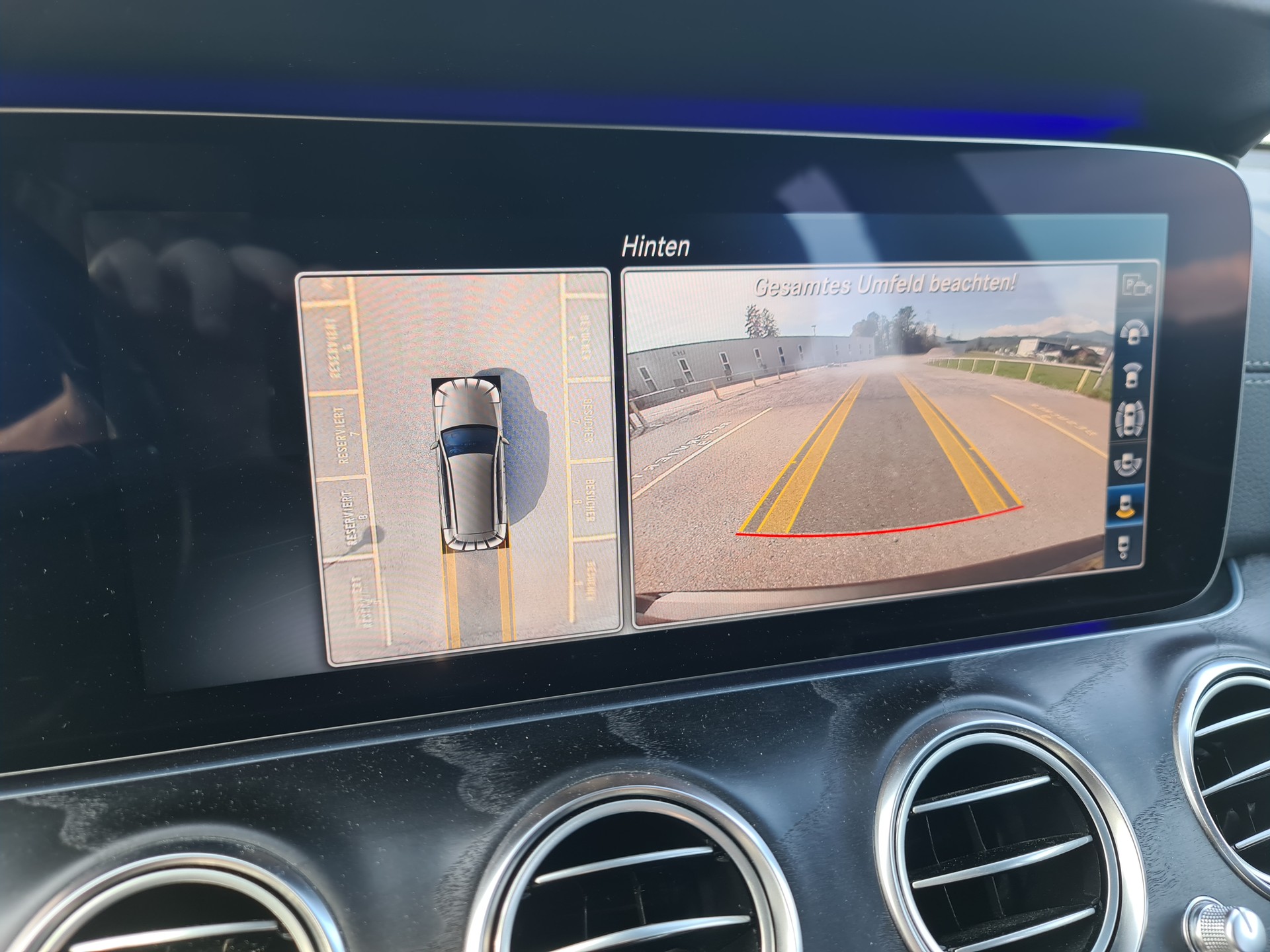 MERCEDES-BENZ E 220 d AMG Line 4Matic 9G-Tronic-image-9