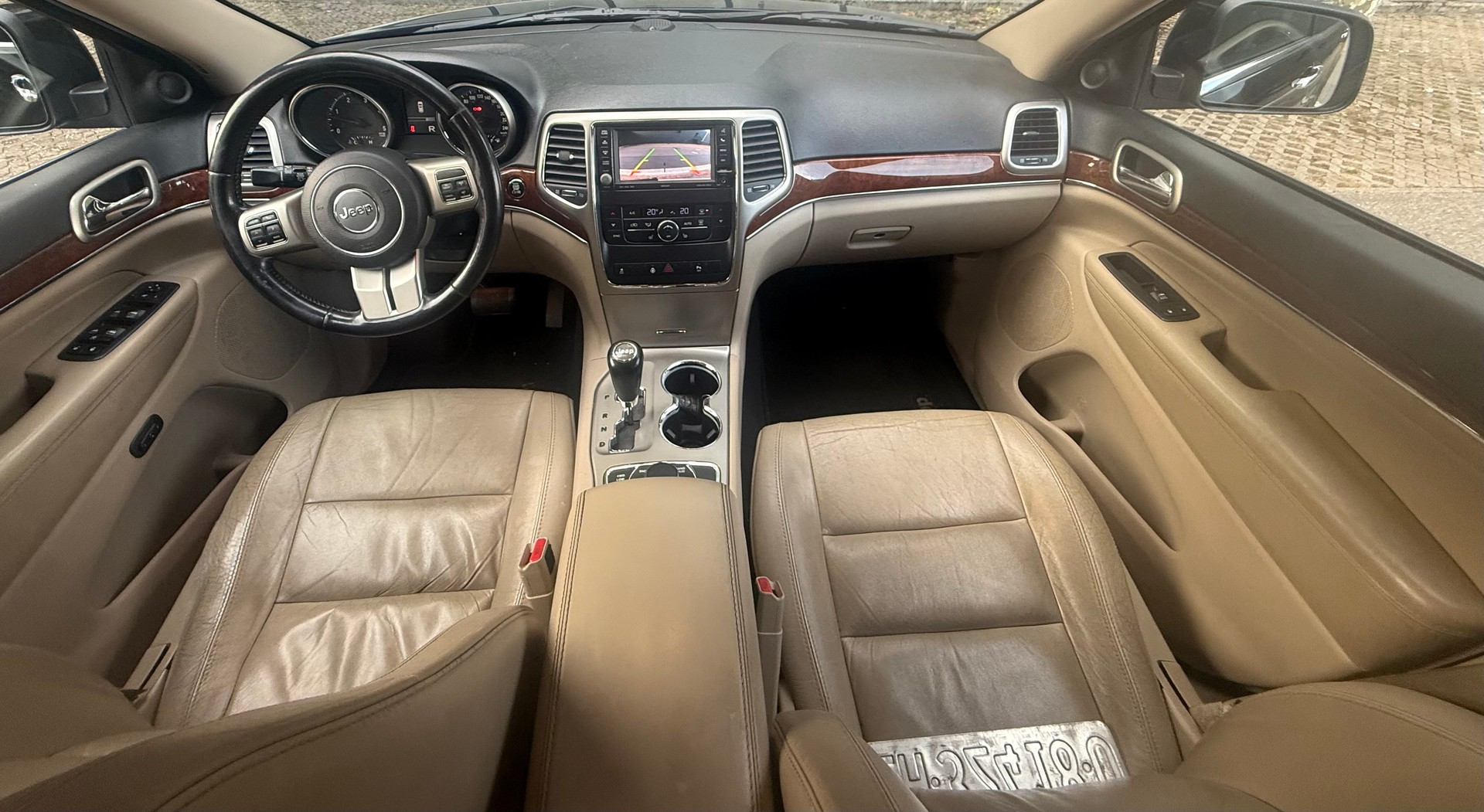 JEEP Grand Cherokee 3.0 CRD Limited Automatic-image-4