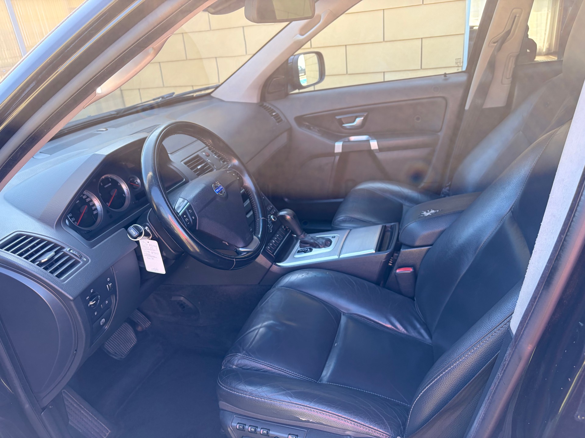 VOLVO 2.4D5 Momentum 7P. AWD-image-11