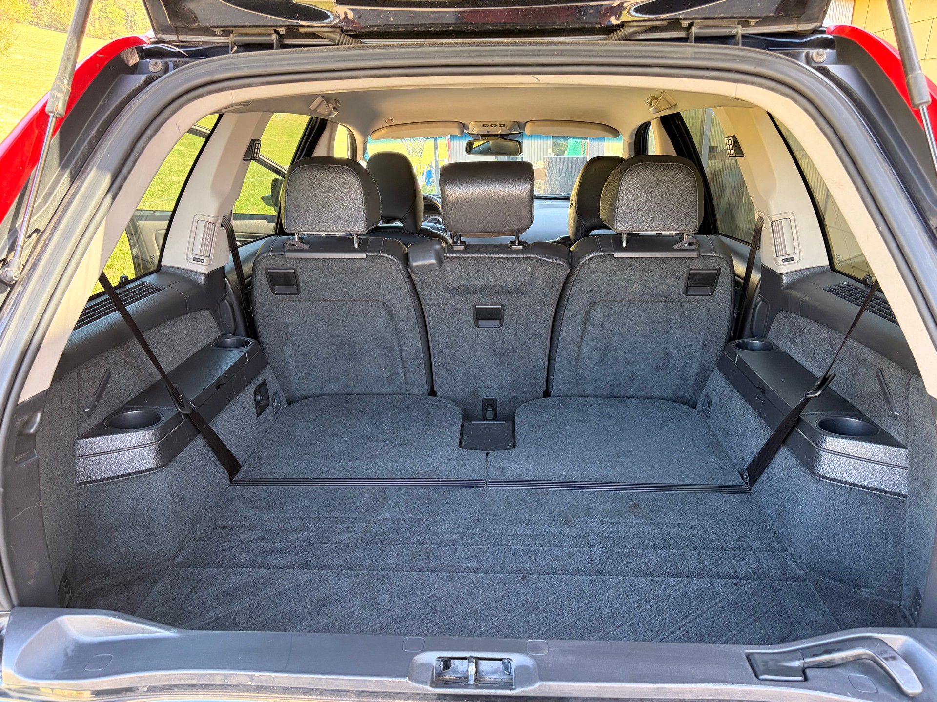 VOLVO 2.4D5 Momentum 7P. AWD-image-6