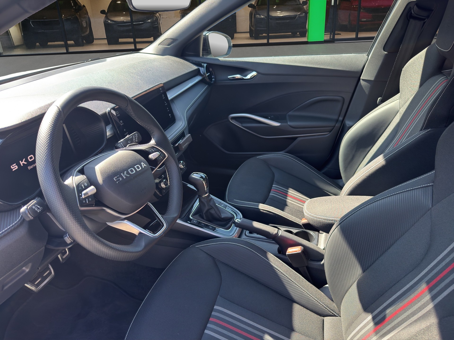 SKODA Fabia 1.5 TSI 130 DSG-image-8
