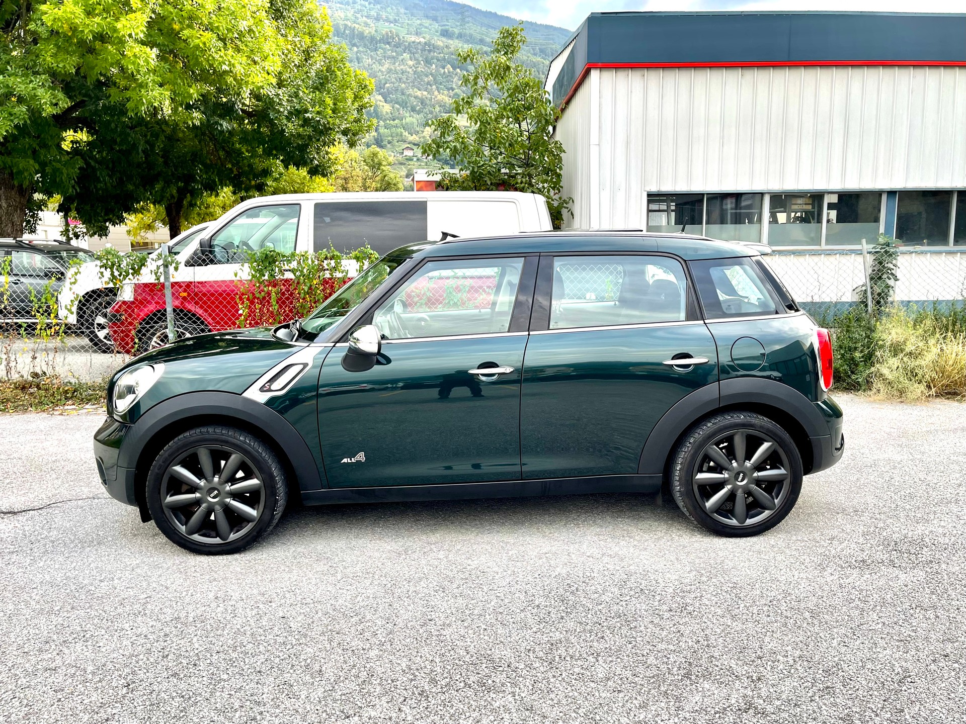 MINI Countryman Cooper S ALL4-image-14