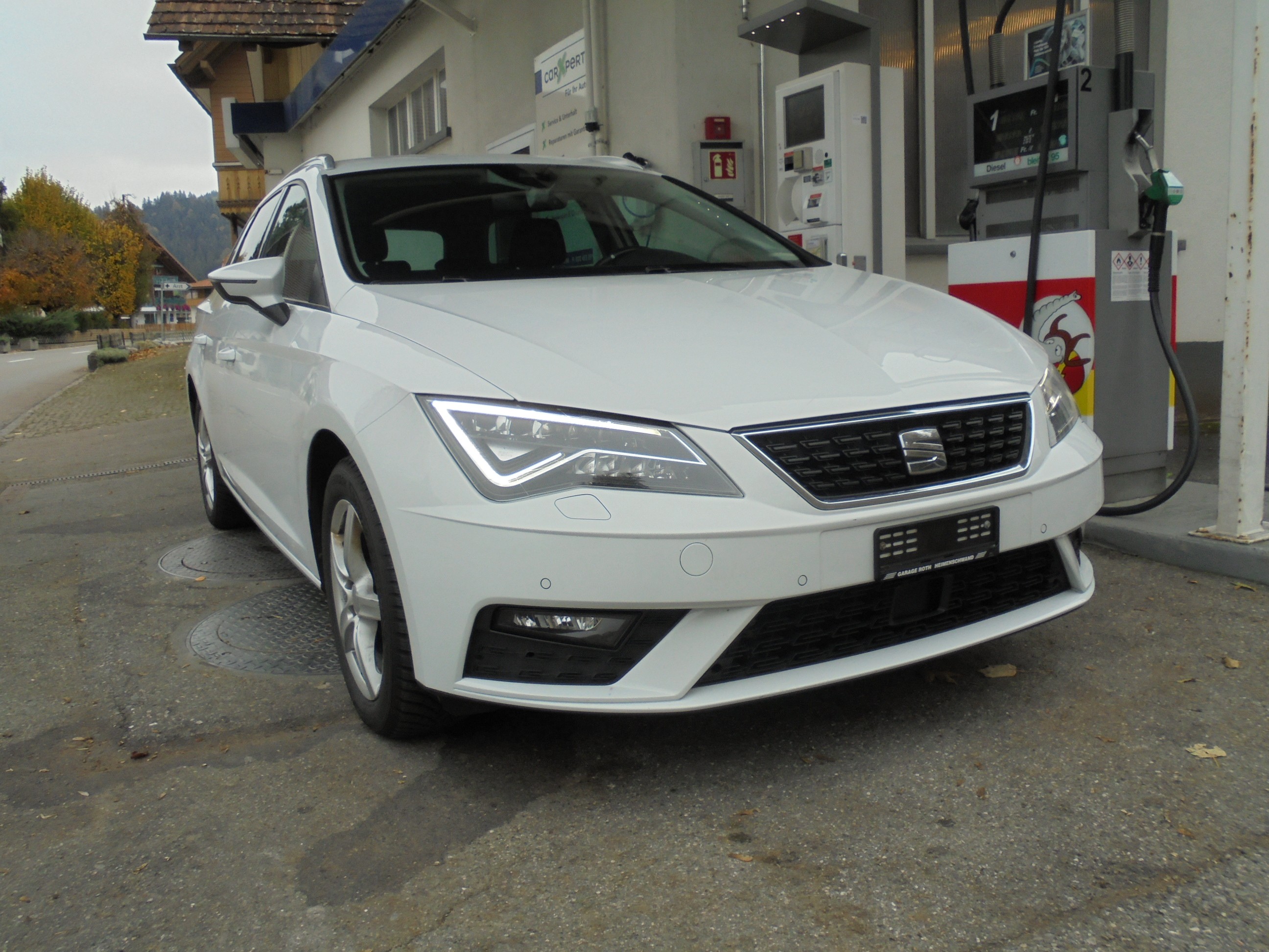 Car photo
