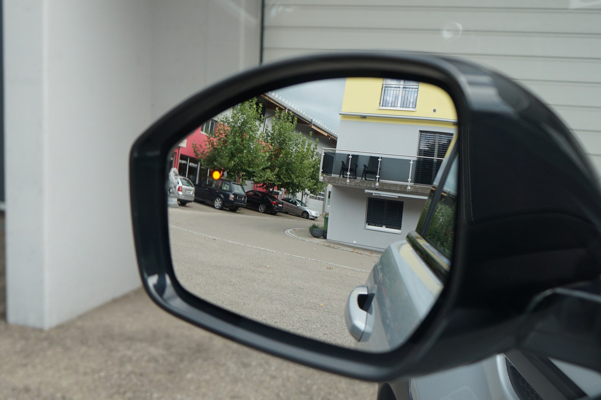 LAND ROVER Range Rover Evoque 2.2 SD4 Dynamic AT9-image-14