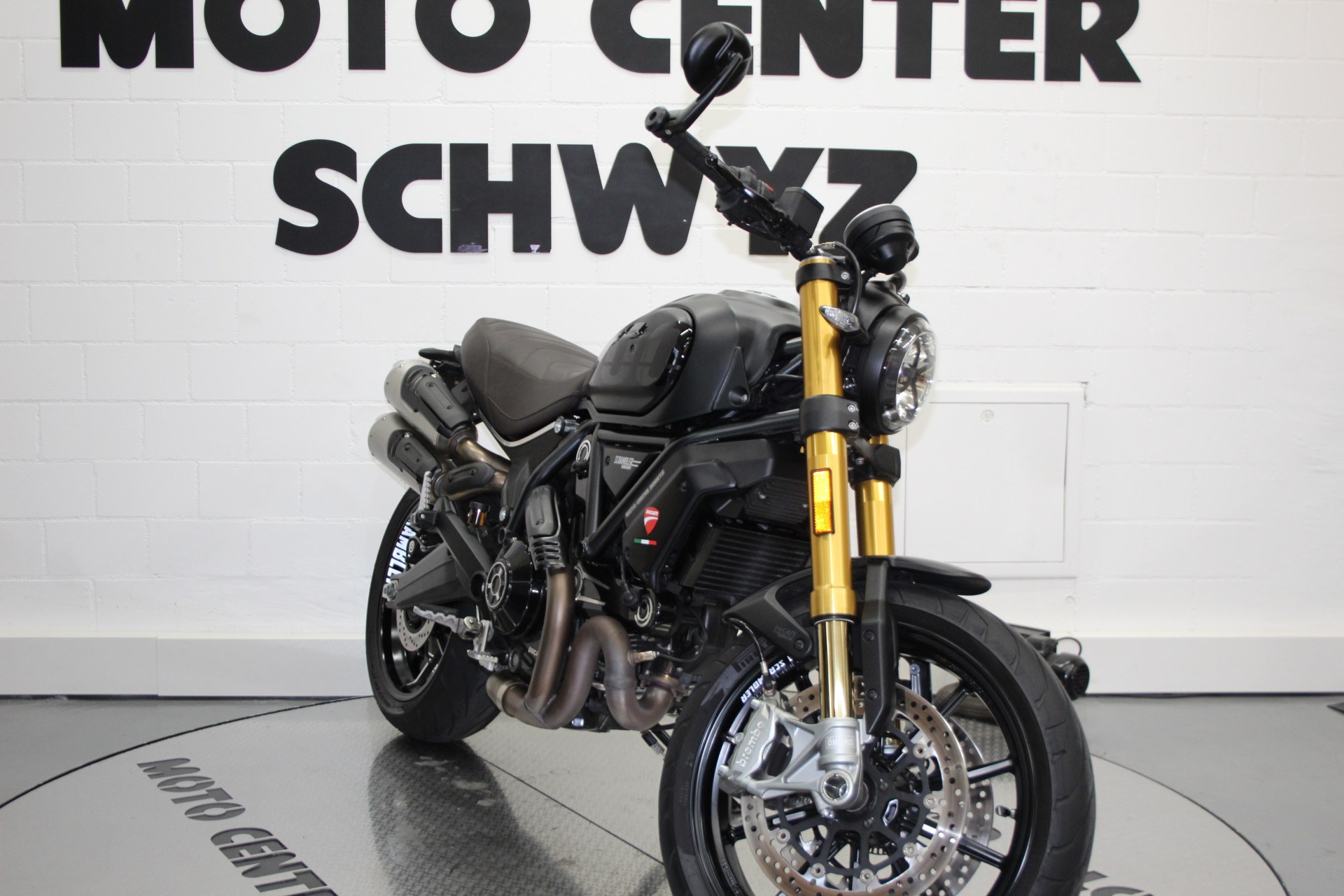DUCATI Scrambler 1100 Sport Pro-showroom-element-2