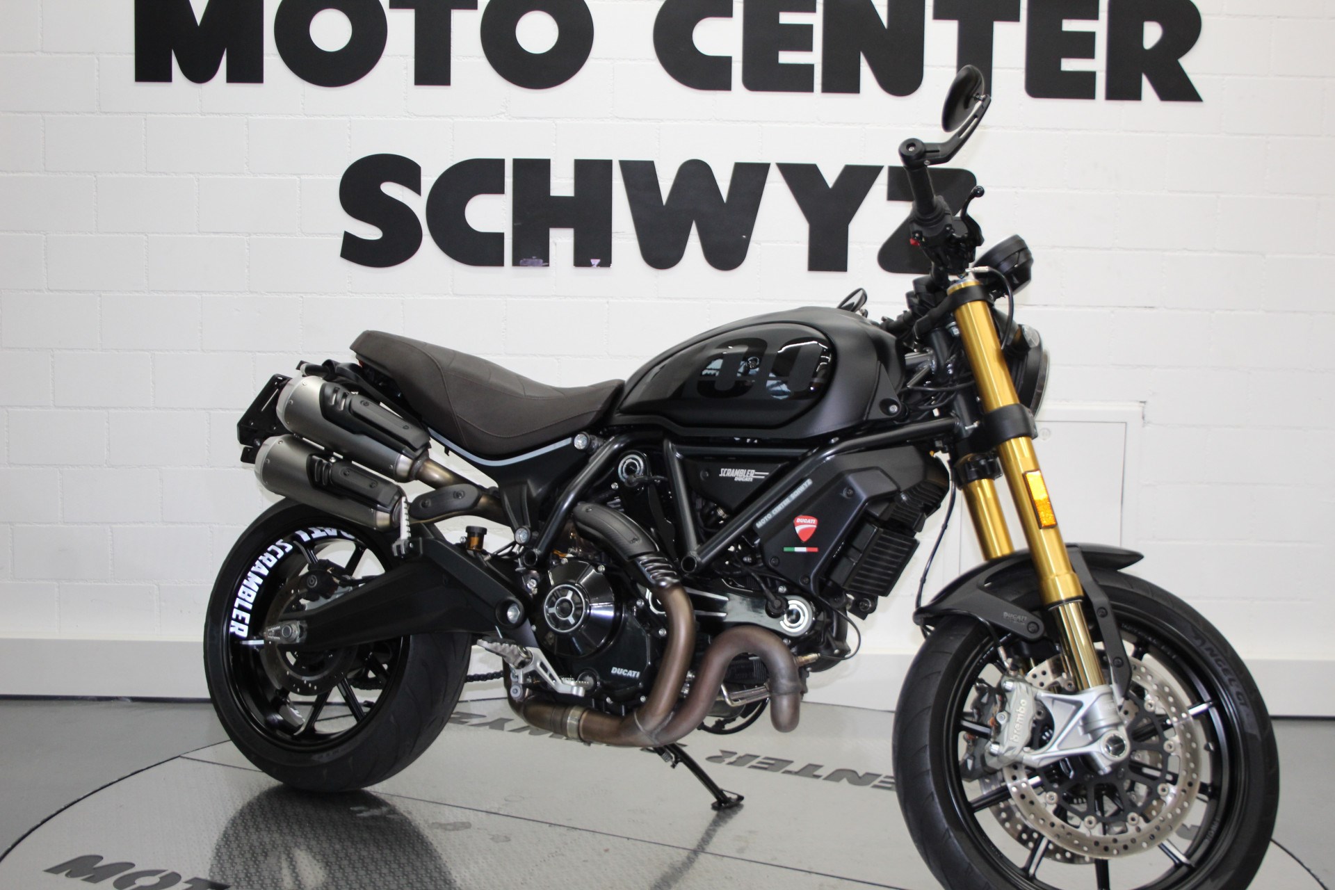 DUCATI Scrambler 1100 Sport Pro-showroom-element-1