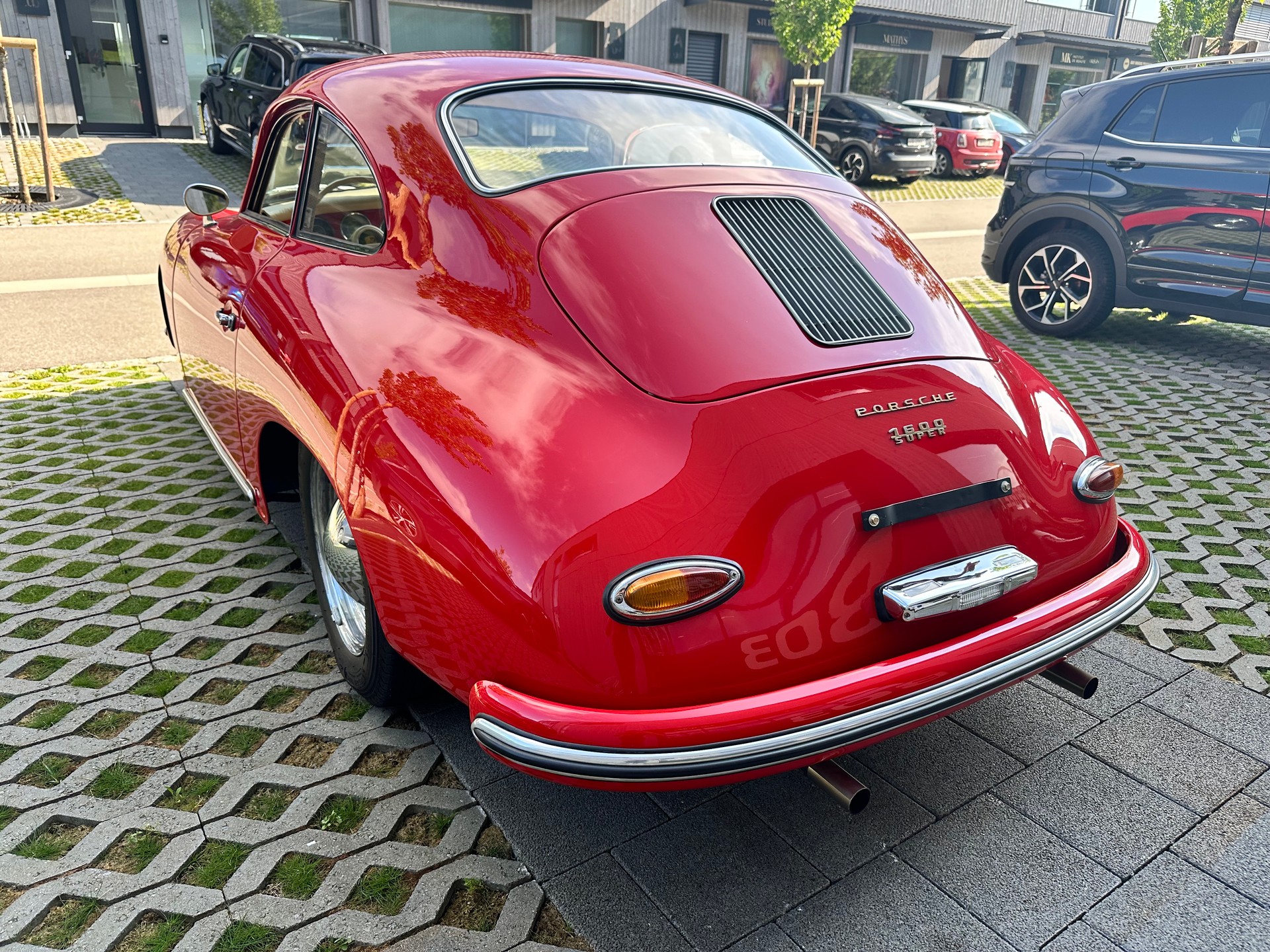 PORSCHE 356 A 1600 SUPER-image-1