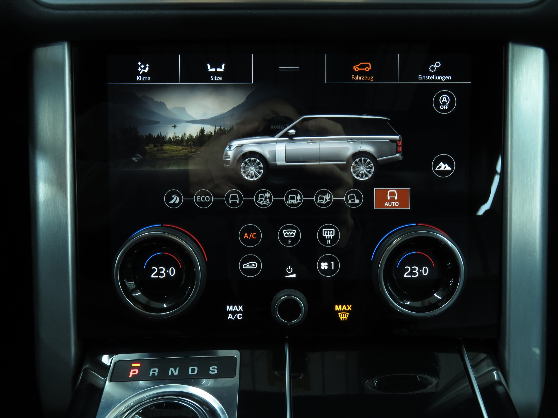 LAND ROVER Range Rover 2.0 Si4 P400e PHEV Autobiography (AHK 2.5 t, Automat)-image-21