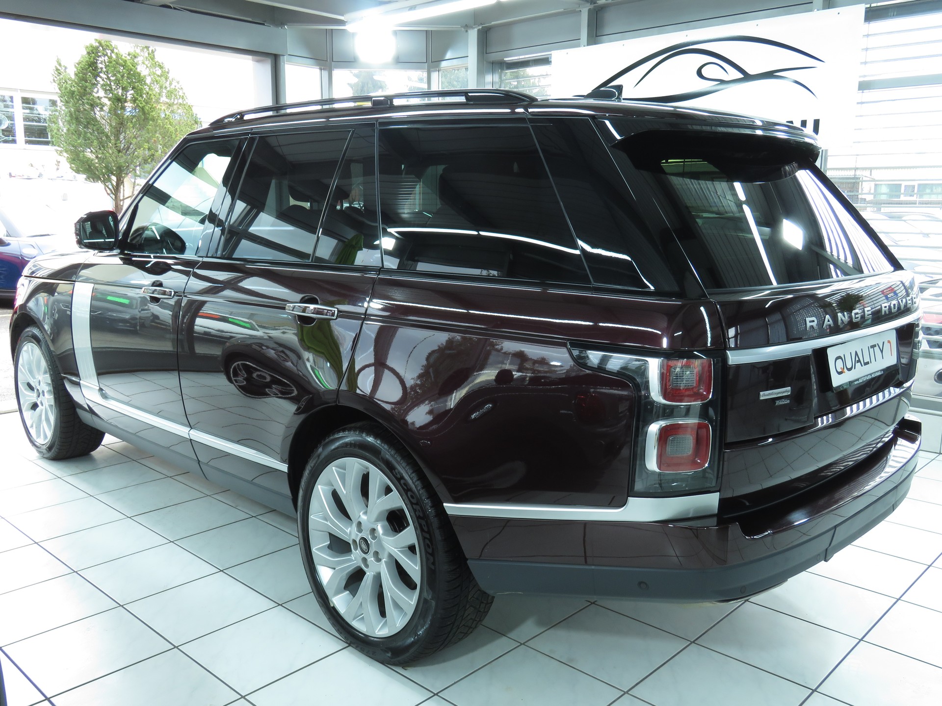 LAND ROVER Range Rover 2.0 Si4 P400e PHEV Autobiography (AHK 2.5 t, Automat)-image-5