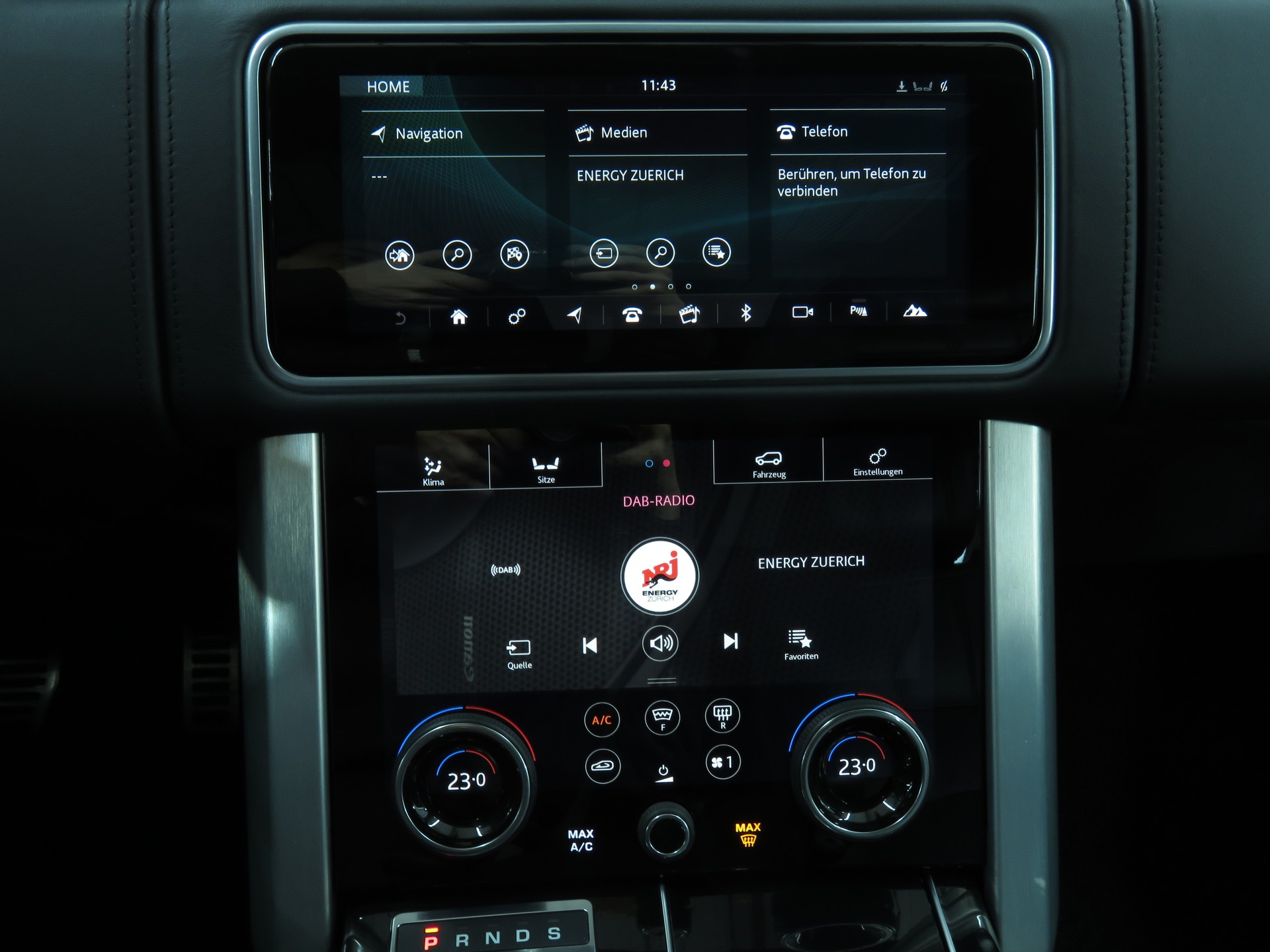LAND ROVER Range Rover 2.0 Si4 P400e PHEV Autobiography (AHK 2.5 t, Automat)-image-18
