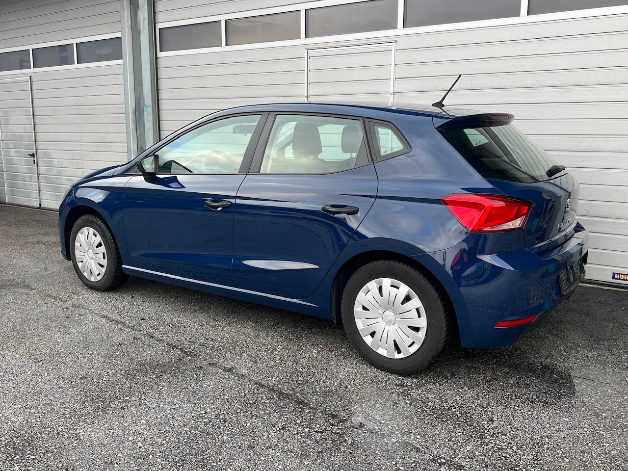 SEAT Ibiza 1.0 MPI Entry-image-1