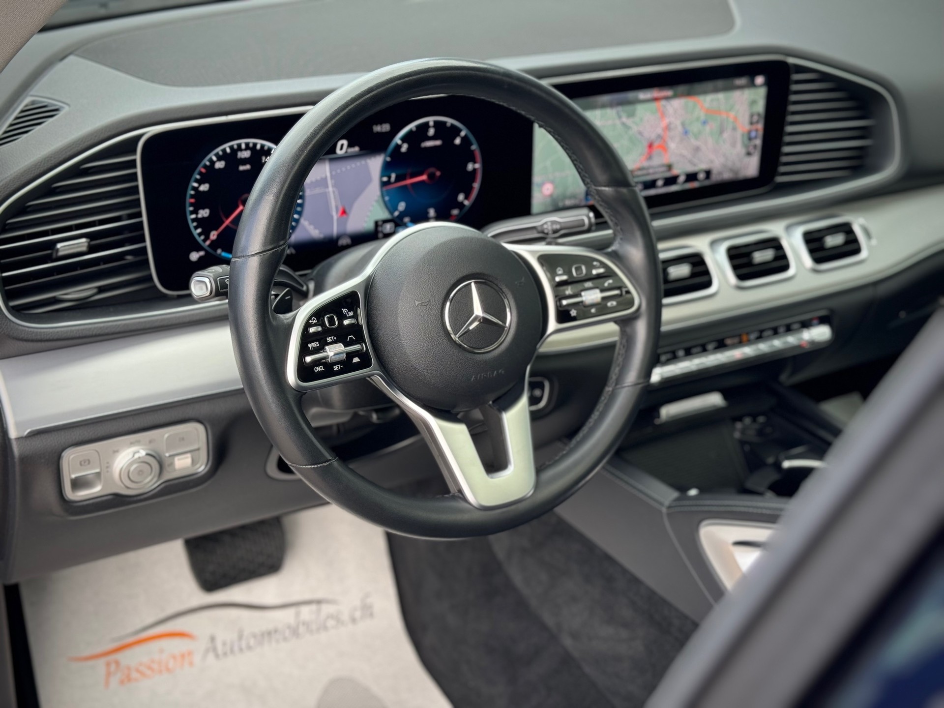 MERCEDES-BENZ GLE 300 d 4Matic 9G-Tronic - Véhicule Suisse (CH)-image-3