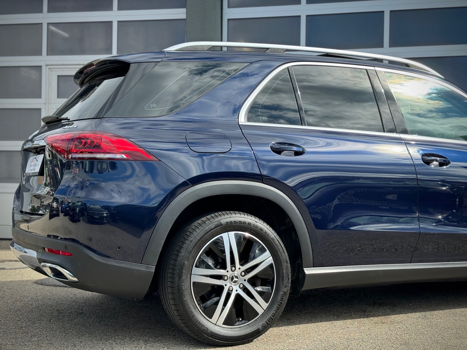 MERCEDES-BENZ GLE 300 d 4Matic 9G-Tronic - Véhicule Suisse (CH)-image-2