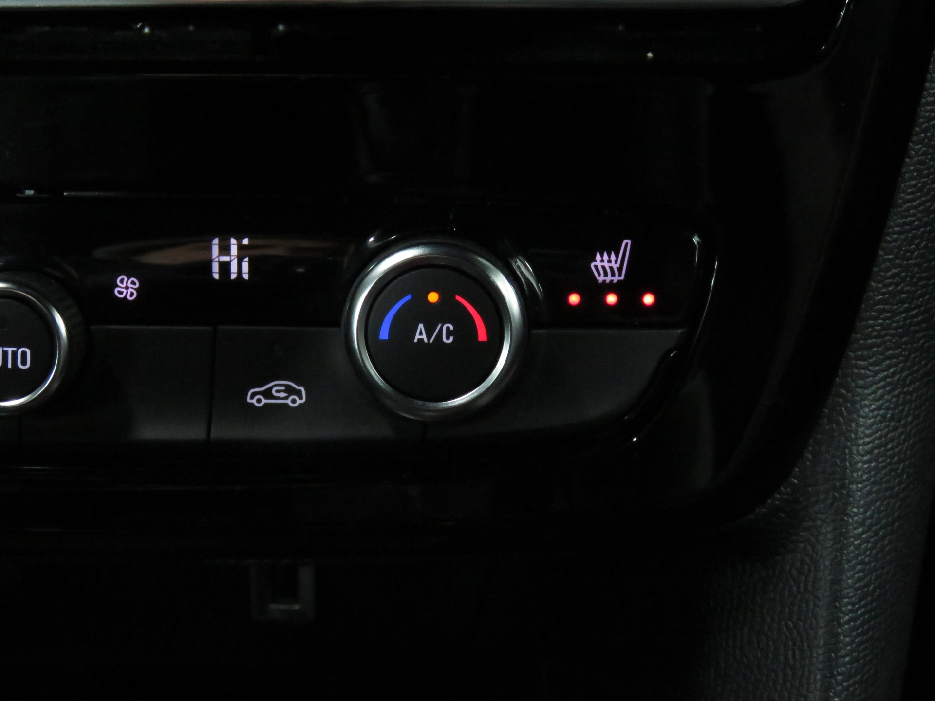 OPEL Mokka 1.2 Direct Injection Turbo GS Automat-image-19