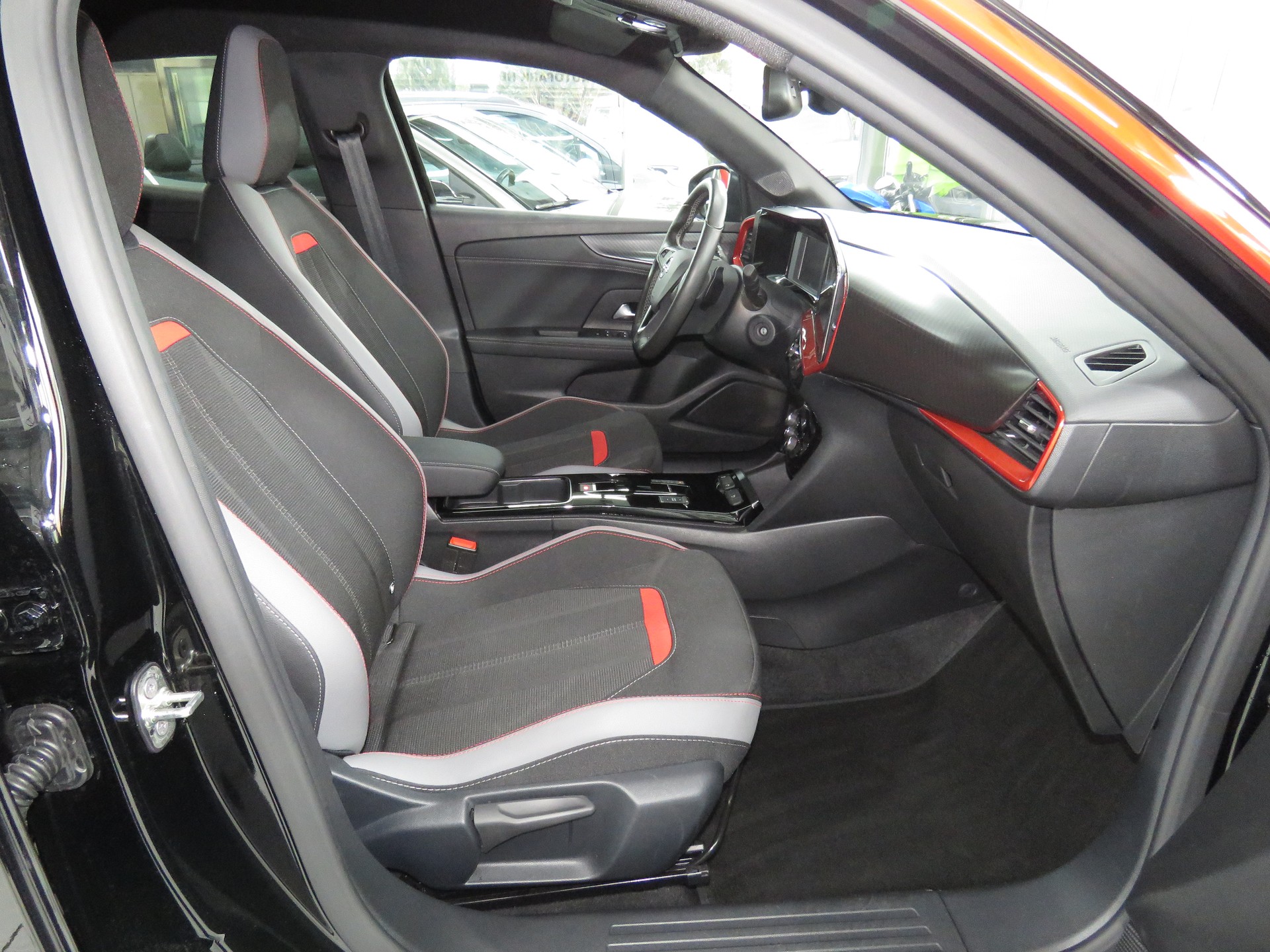 OPEL Mokka 1.2 Direct Injection Turbo GS Automat-image-11