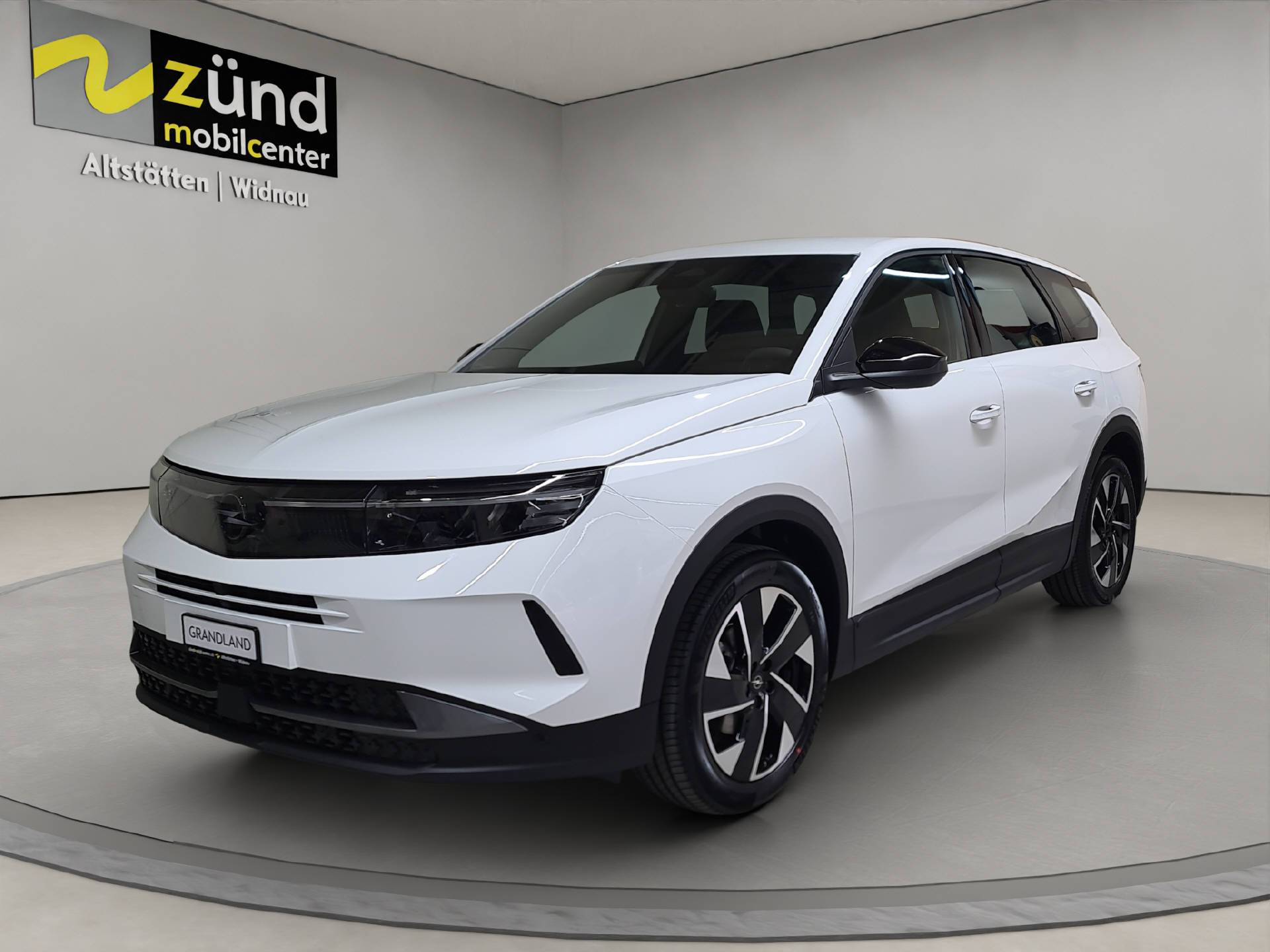 OPEL Grandland 1.2 T MHEV Edition-image-0