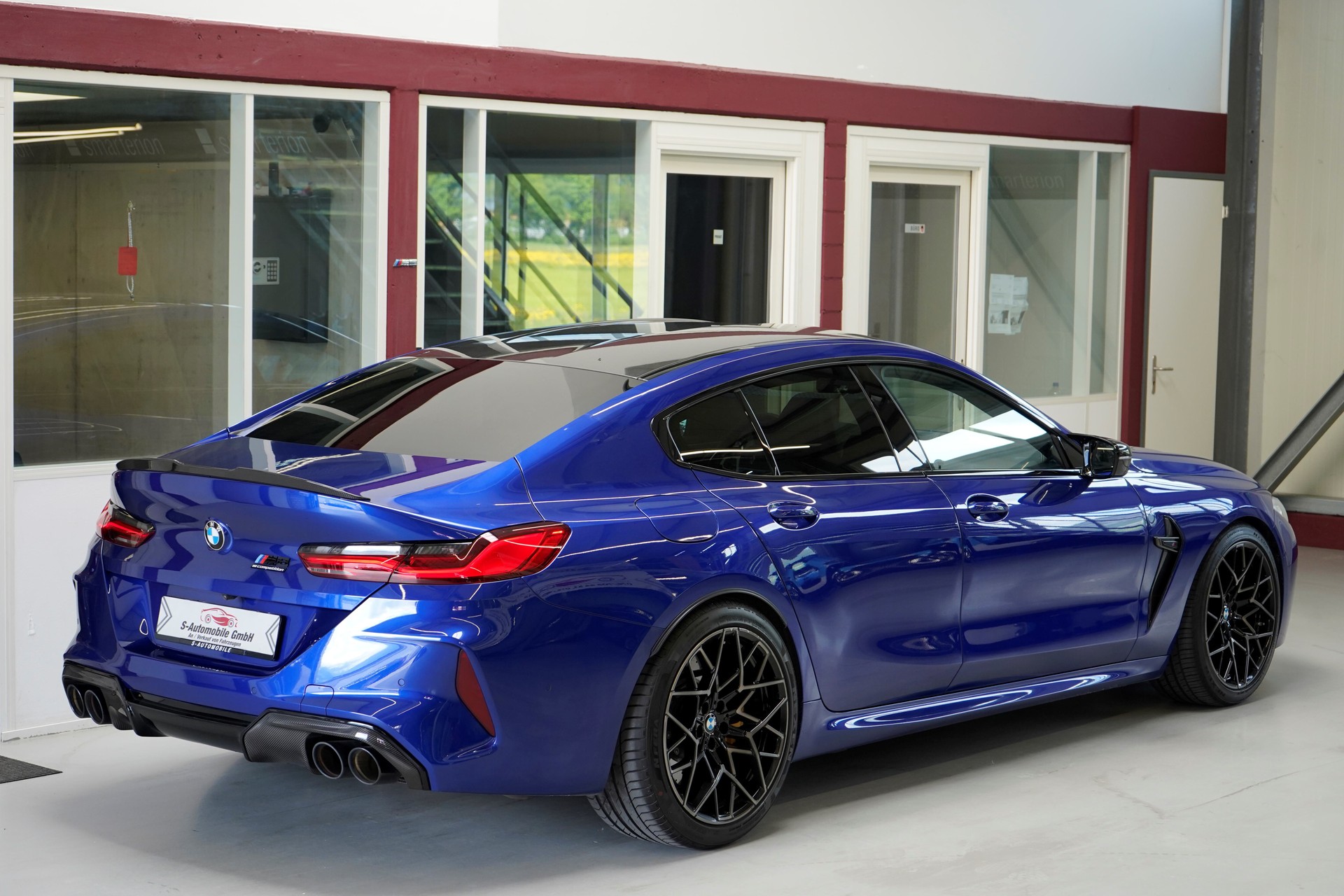 BMW M8 xDrive M Competition Steptronic-image-7