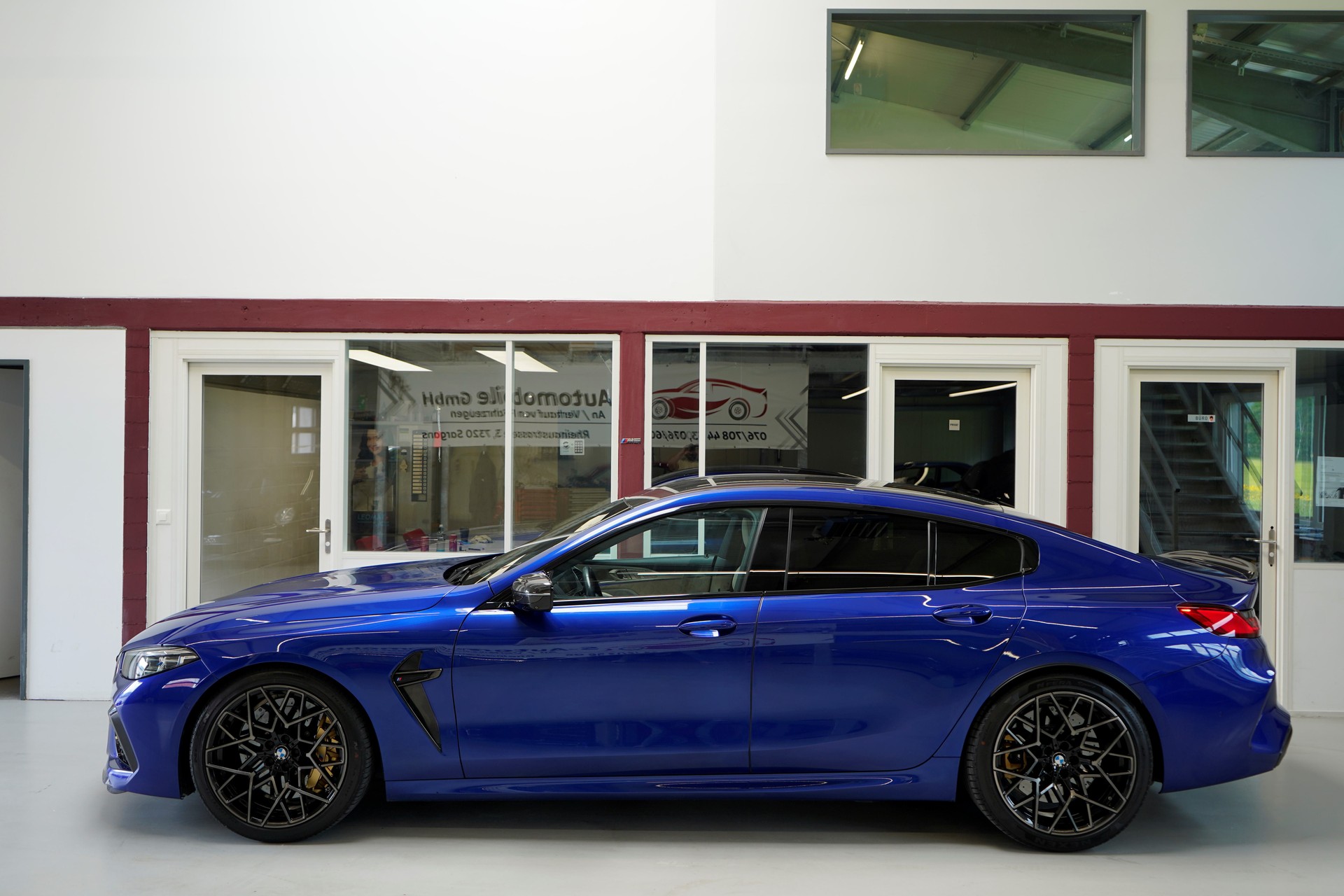 BMW M8 xDrive M Competition Steptronic-image-3