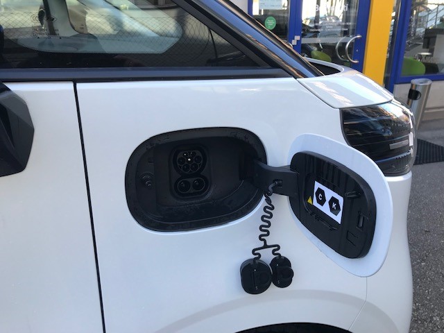 MAXUS eDeliver 5 L1 64kWh-image-6