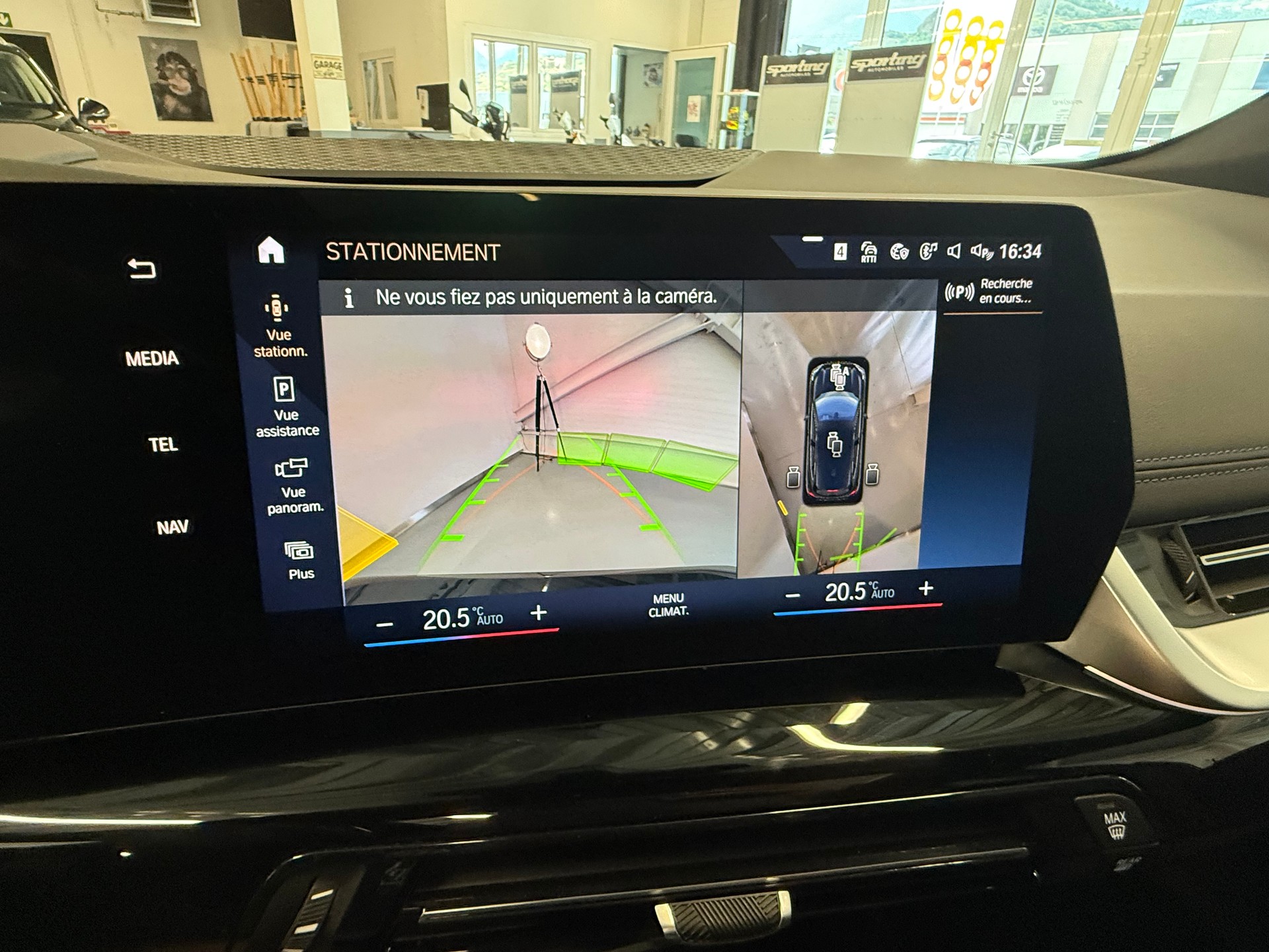 BMW 220i Active Tourer M Sport DKG CH Auto Fulls black Fulls options-image-27