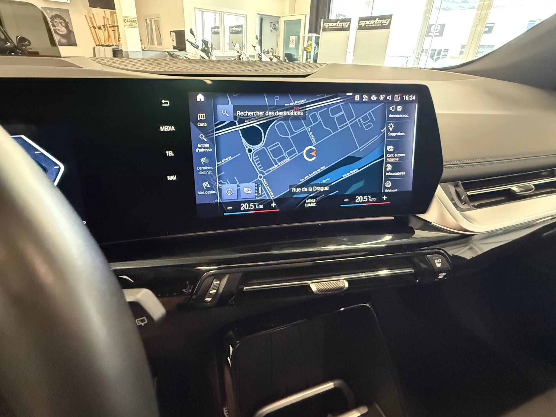 BMW 220i Active Tourer M Sport DKG CH Auto Fulls black Fulls options-image-24