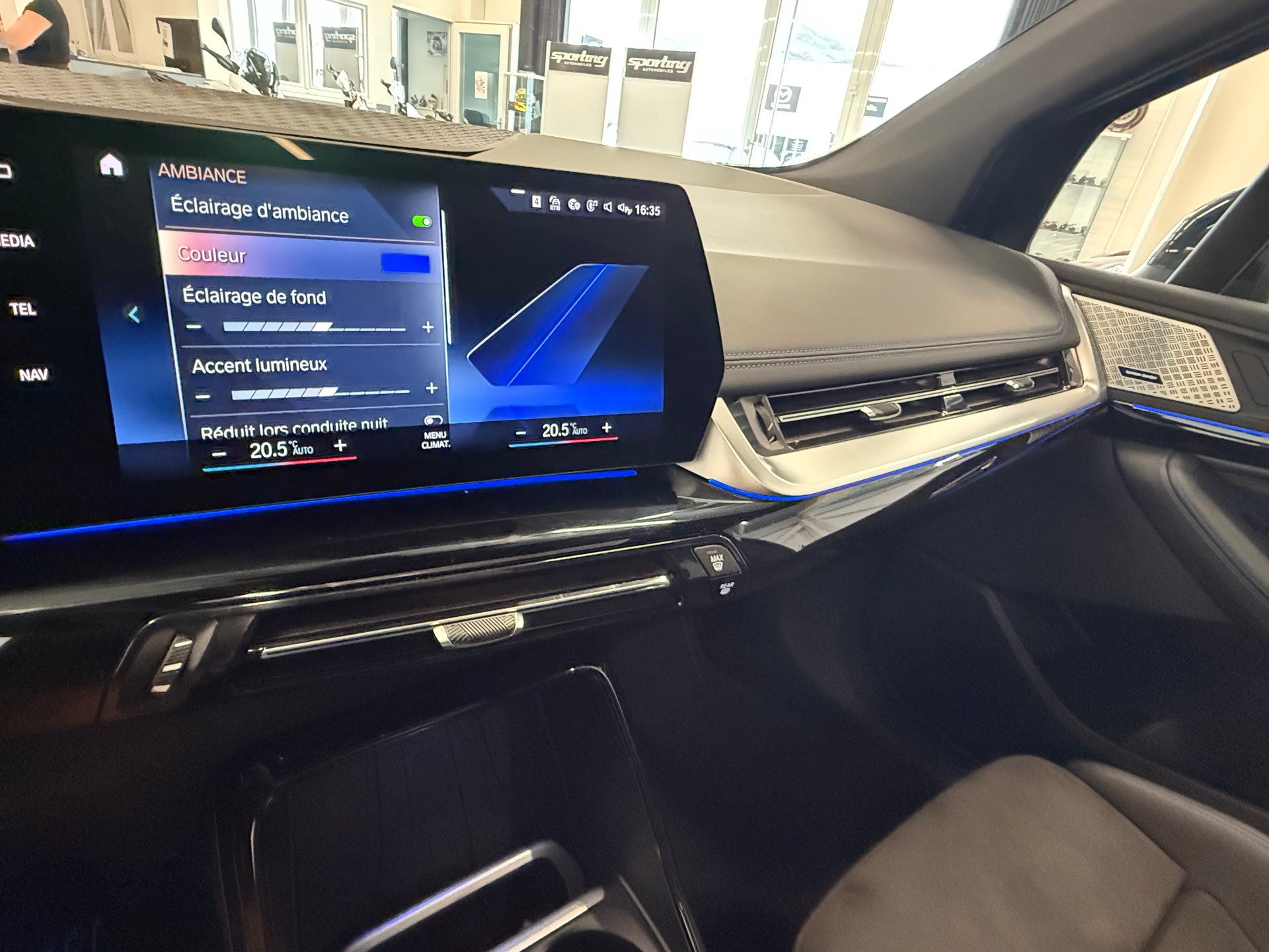 BMW 220i Active Tourer M Sport DKG CH Auto Fulls black Fulls options-image-26
