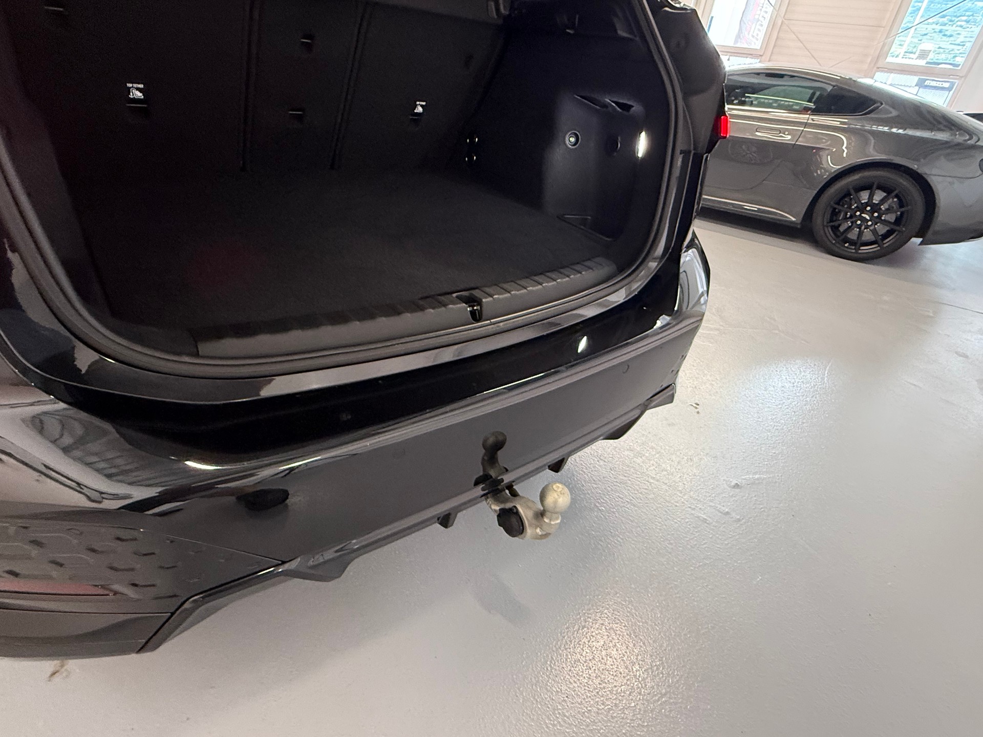 BMW 220i Active Tourer M Sport DKG CH Auto Fulls black Fulls options-image-29