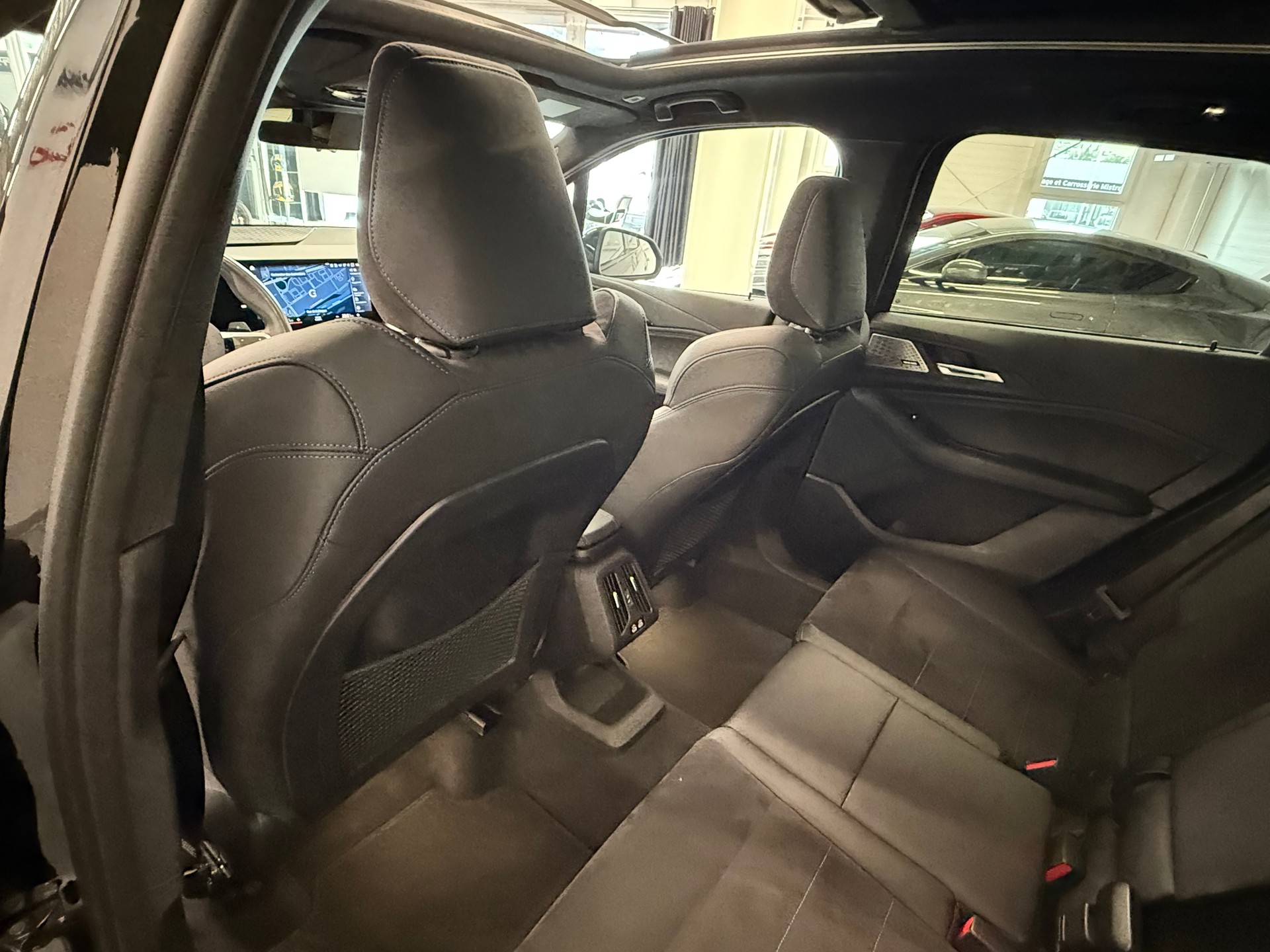 BMW 220i Active Tourer M Sport DKG CH Auto Fulls black Fulls options-image-18