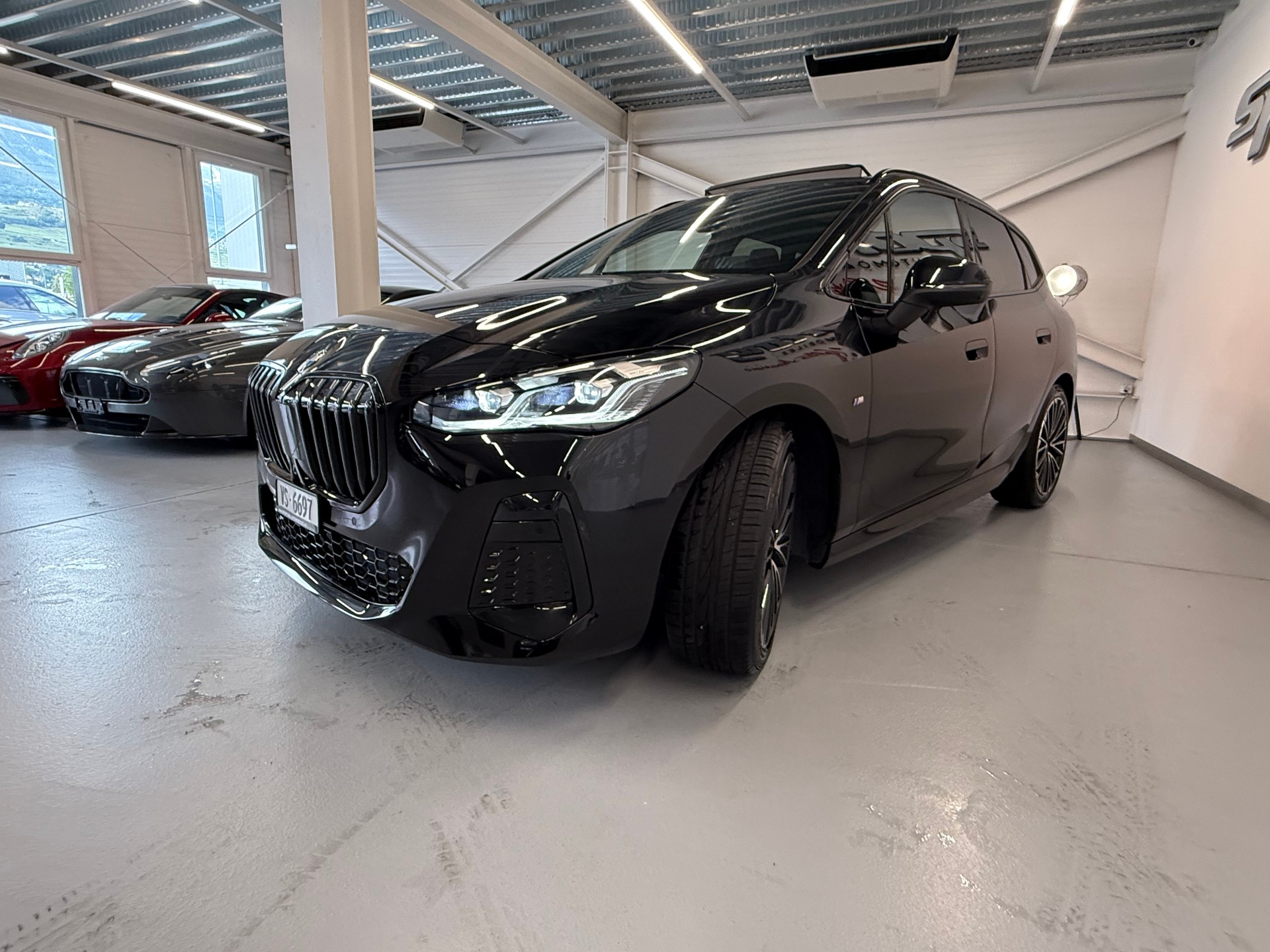 BMW 220i Active Tourer M Sport DKG CH Auto Fulls black Fulls options-image-13
