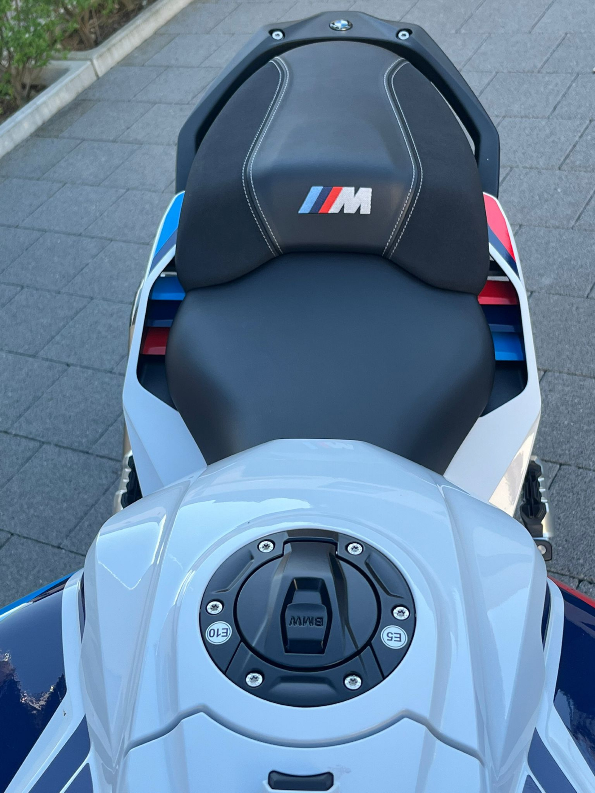 BMW M 1000 XR-image-8