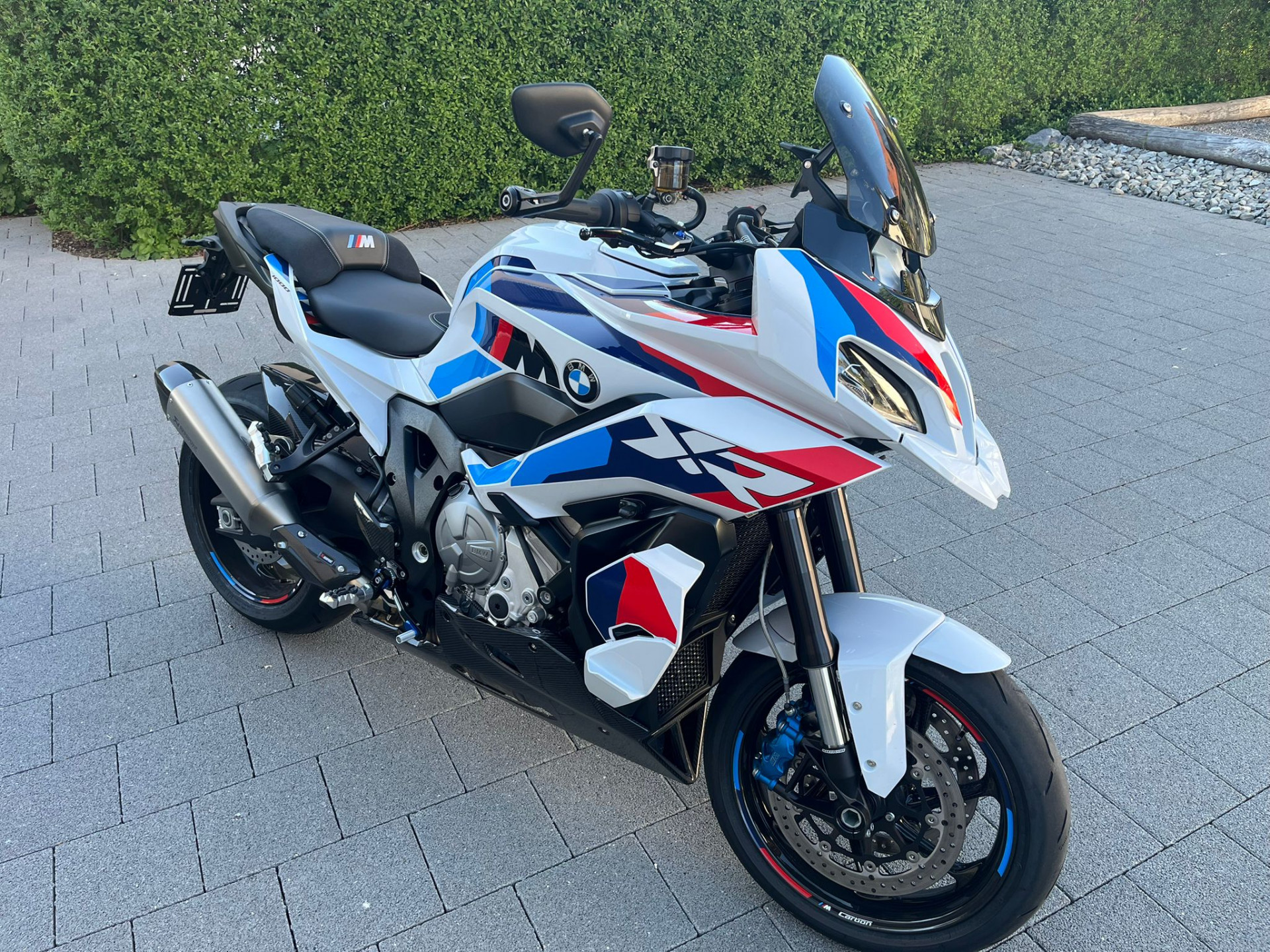 BMW M 1000 XR