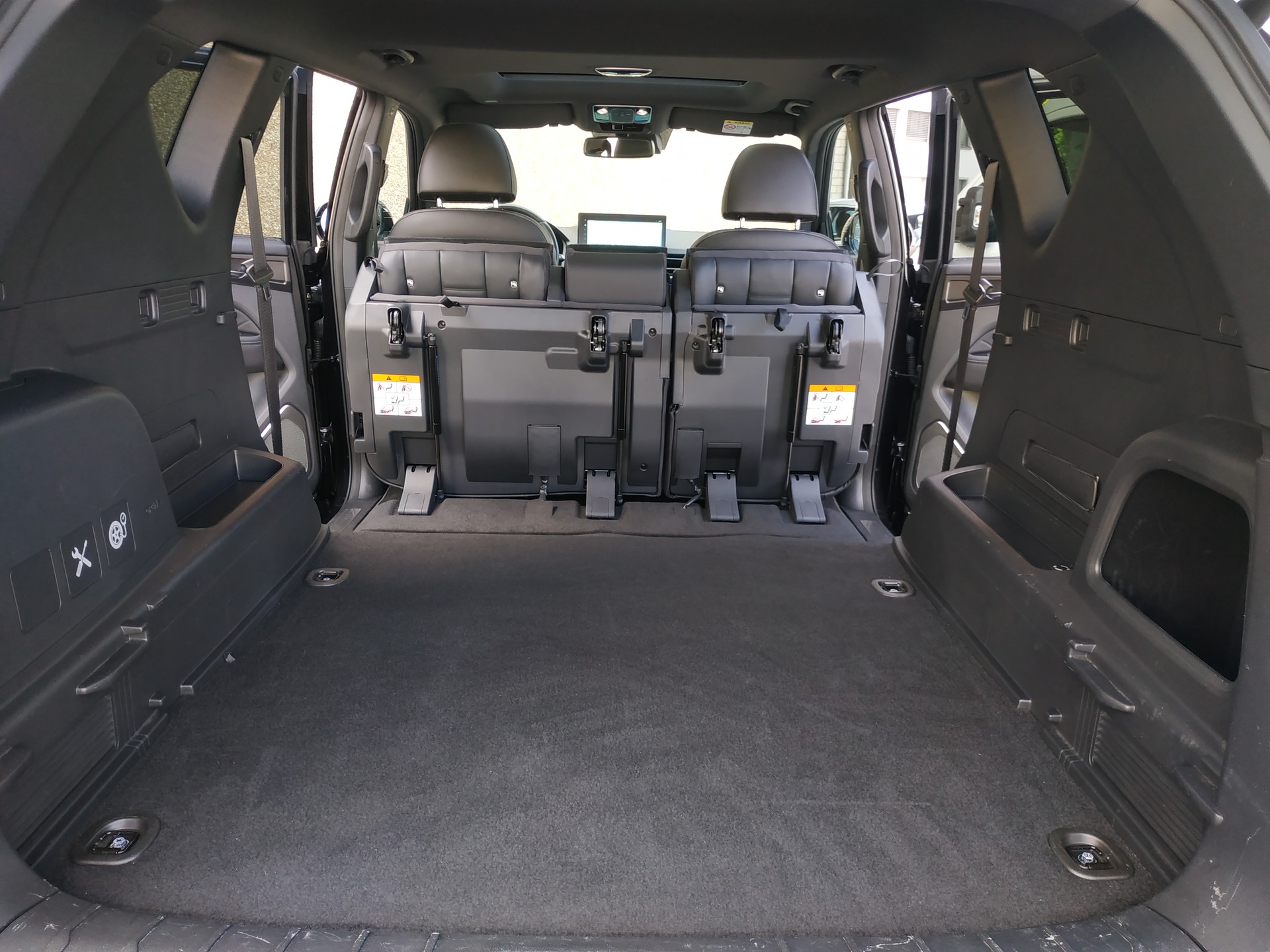 KGM-SsangYong Rexton 2.2 CRDi Blackline 4WD AT-image-21