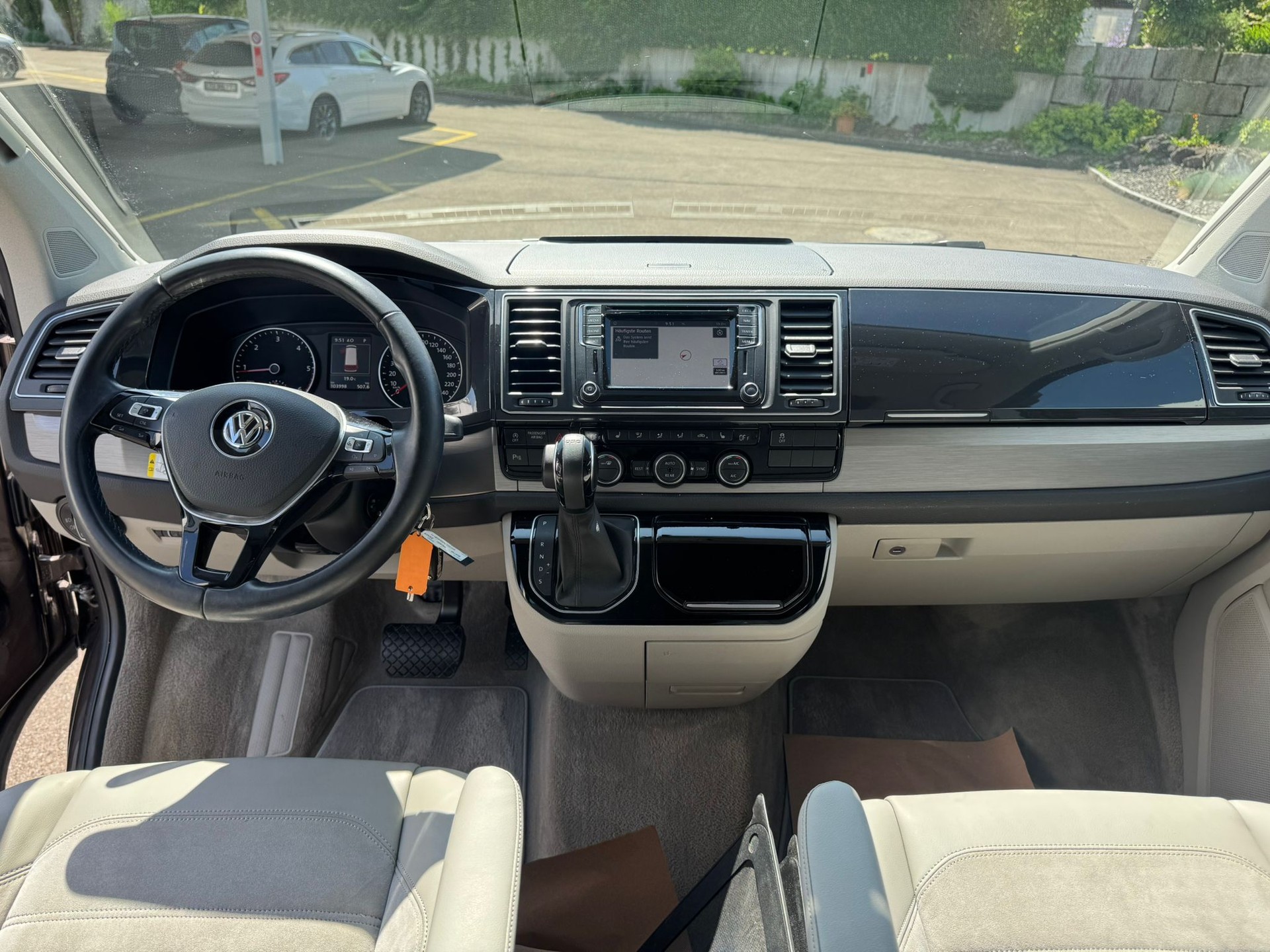 VW T6 California 2.0 Bi-TDI Ocean 4Motion DSG-image-12