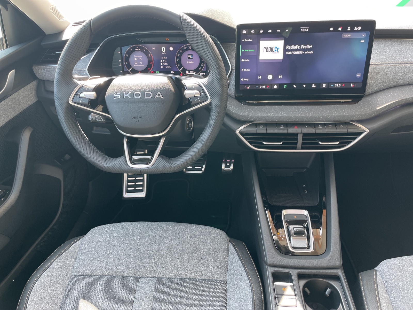 SKODA Octavia Combi 2.0 TSI DSG Selection 4x4-image-9