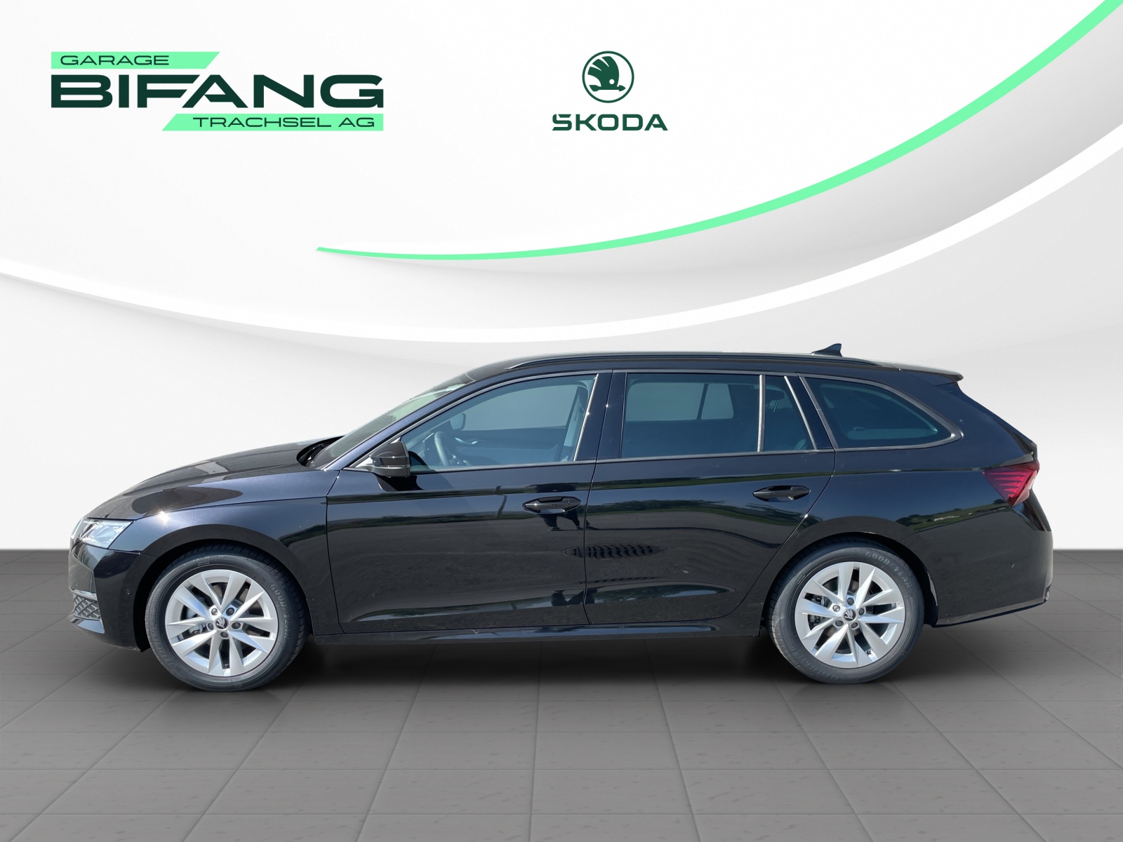 SKODA Octavia Combi 2.0 TSI DSG Selection 4x4-image-2