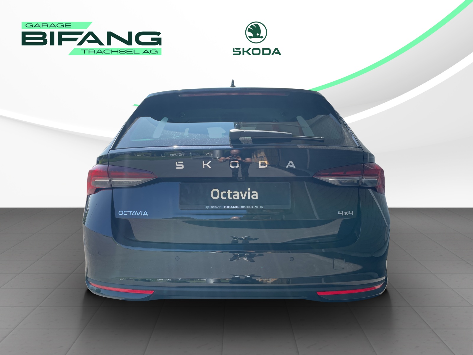SKODA Octavia Combi 2.0 TSI DSG Selection 4x4-image-4