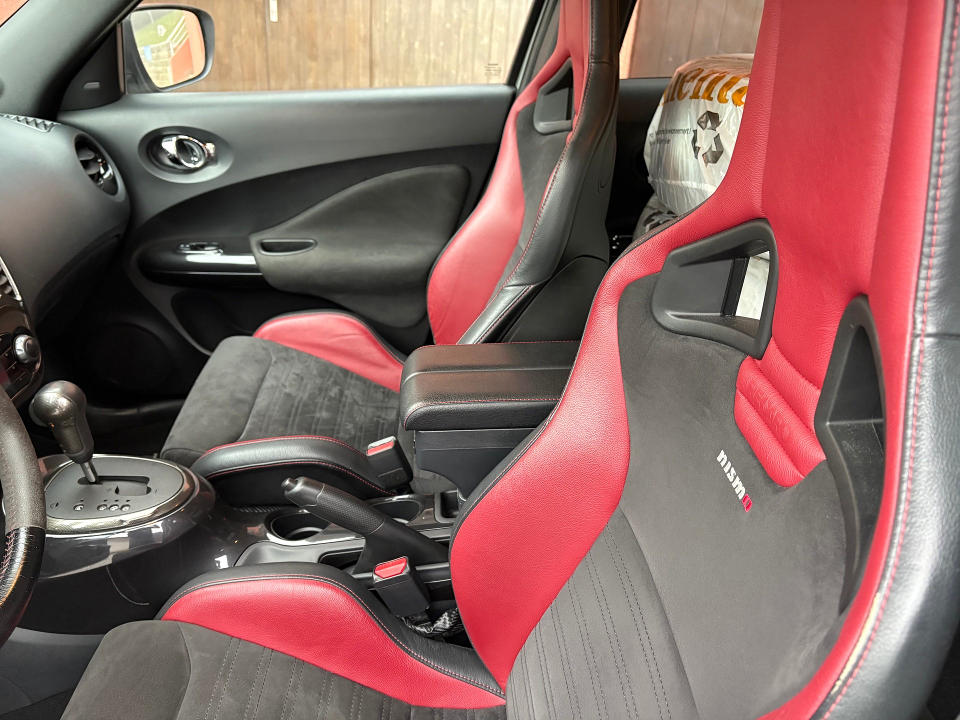 NISSAN Juke 1.6 DIG-T Nismo RS 4x4 Xtronic M-CVT-image-7